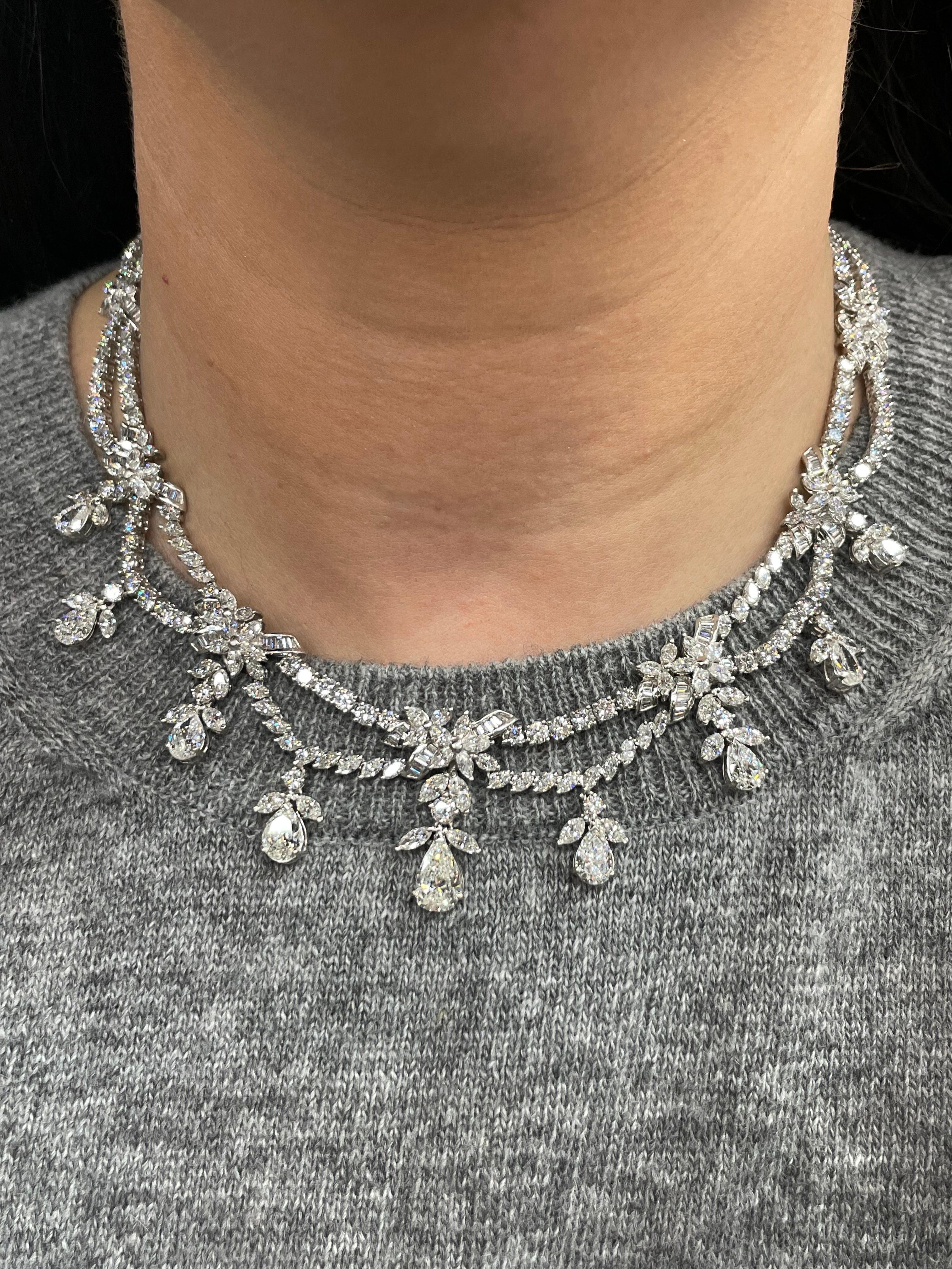 Collana vintage con diamanti a due file 33,70 carati in platino in vendita 7