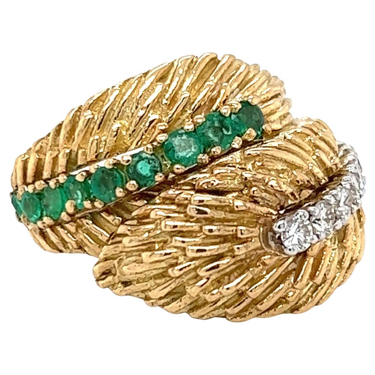 Vintage Diamond Emerald Gold Leaf Wrap Ring For Sale at 1stDibs