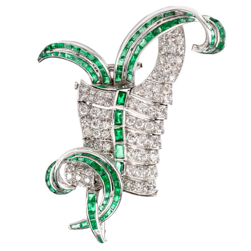 Vintage Diamond Emerald Swirl Platinum Pin Brooch In Excellent Condition In Miami, FL