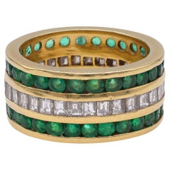 Anello vintage con diamante e smeraldo a tre file in oro giallo