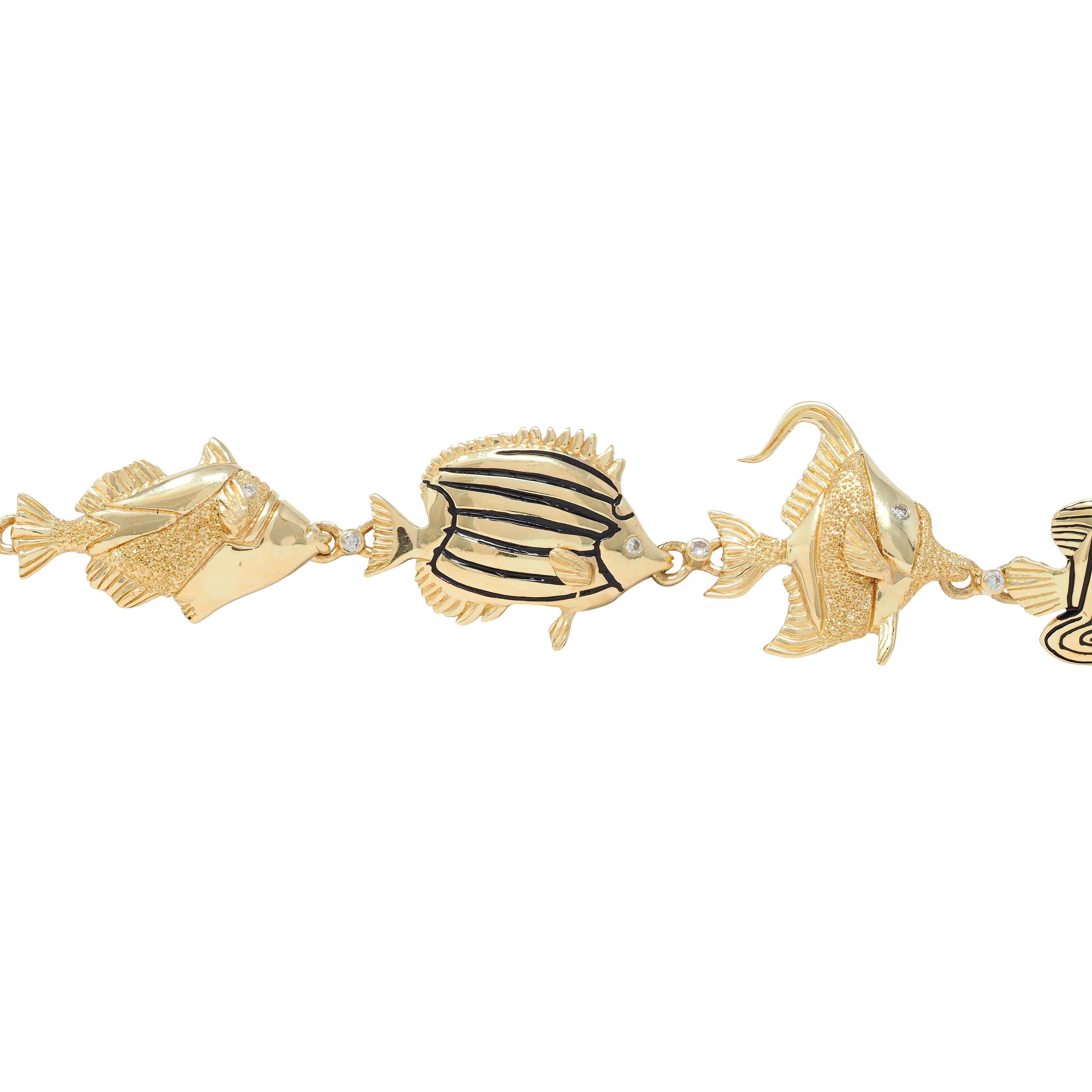 Vintage Diamond Enamel 14 Karat Yellow Gold Tropical Fish Link Bracelet In Excellent Condition In Philadelphia, PA
