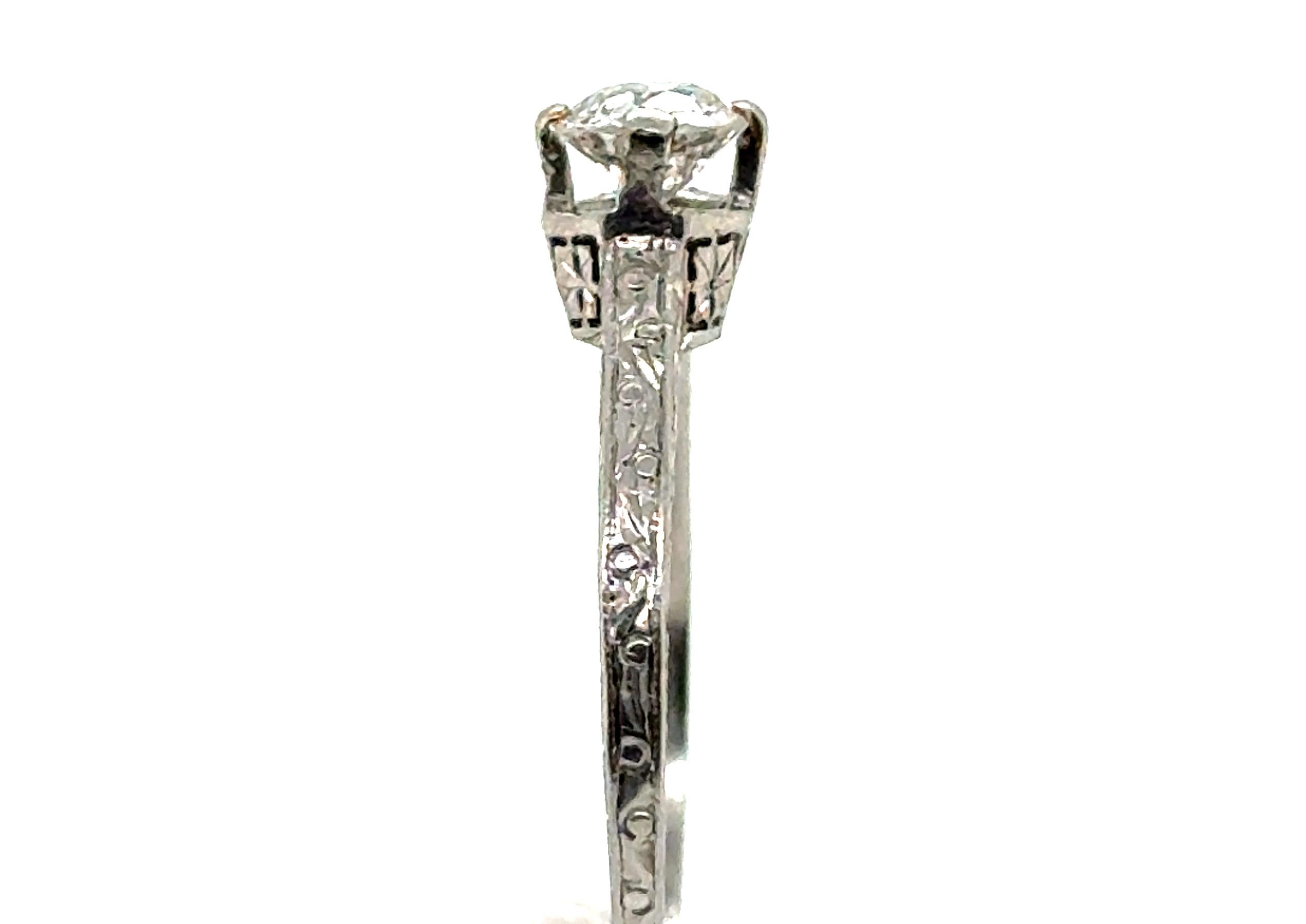 Anillo de compromiso de diamantes Art Déco Mined .65ct Solitario Platino Original años 20 Art Decó en venta