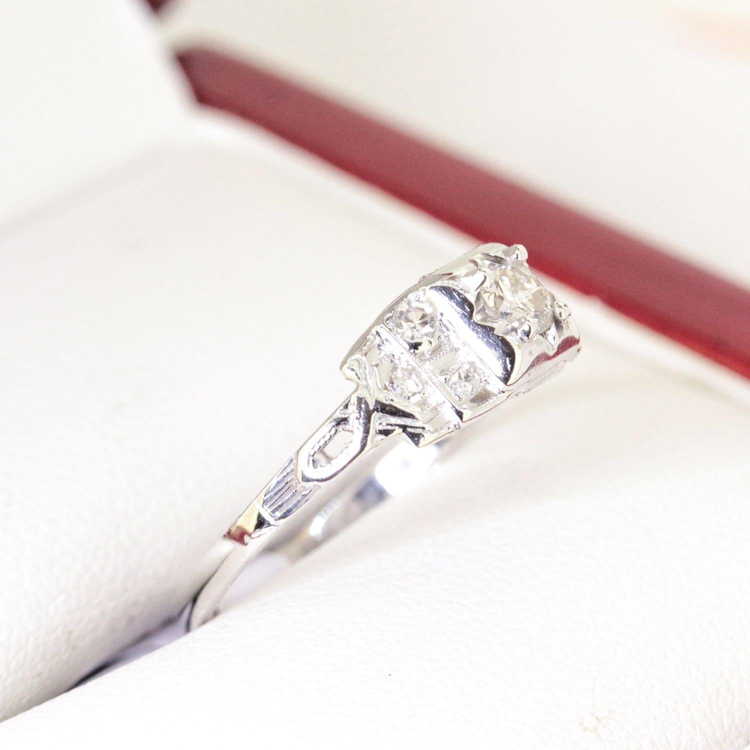 Women's or Men's Vintage Diamond Engagement Ring, Antique Filigree Ring, White Gold For Sale