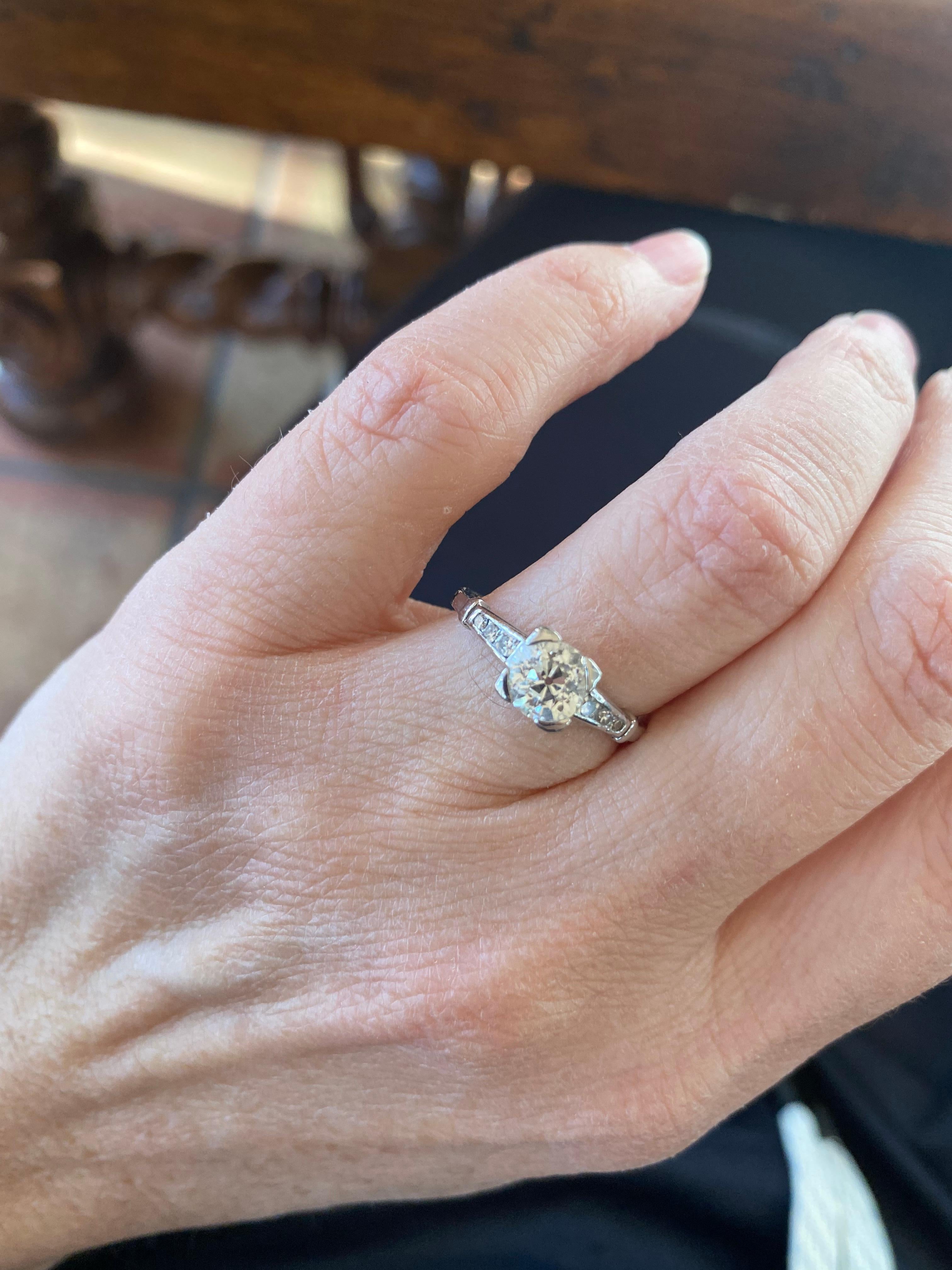 Vintage Diamond Engagement Ring In Good Condition For Sale In Denver, CO