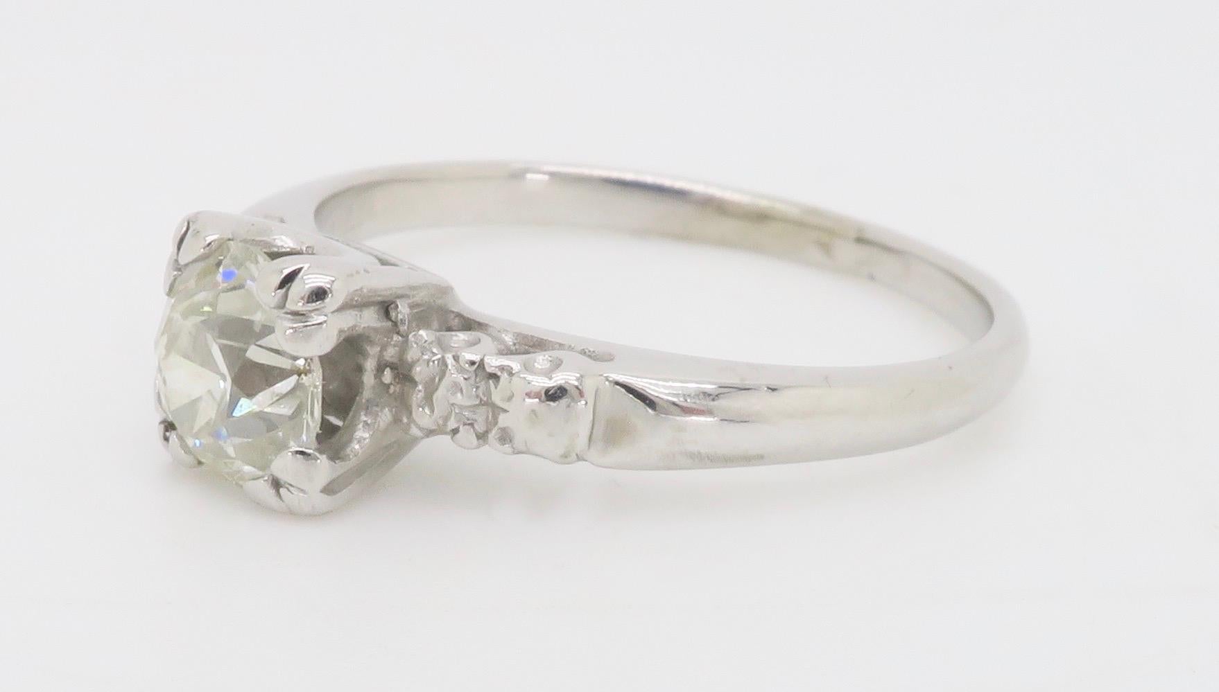 Vintage Diamond Engagement Ring For Sale 4