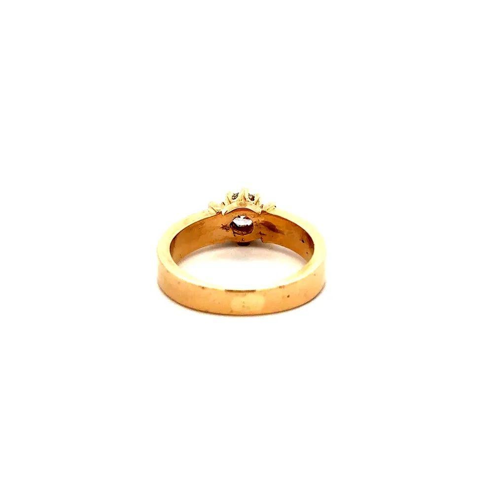 Vintage Diamond Engraved Black Patina Gold 4mm Band Ring In Excellent Condition For Sale In Montreal, QC