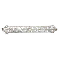 Vintage Diamond Filigree Brooch 14 karat White Gold Brooch Pin circa 1940's