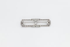 Vintage Diamond Filigree Brooch 18 karat White Gold Brooch Pin circa 1930's