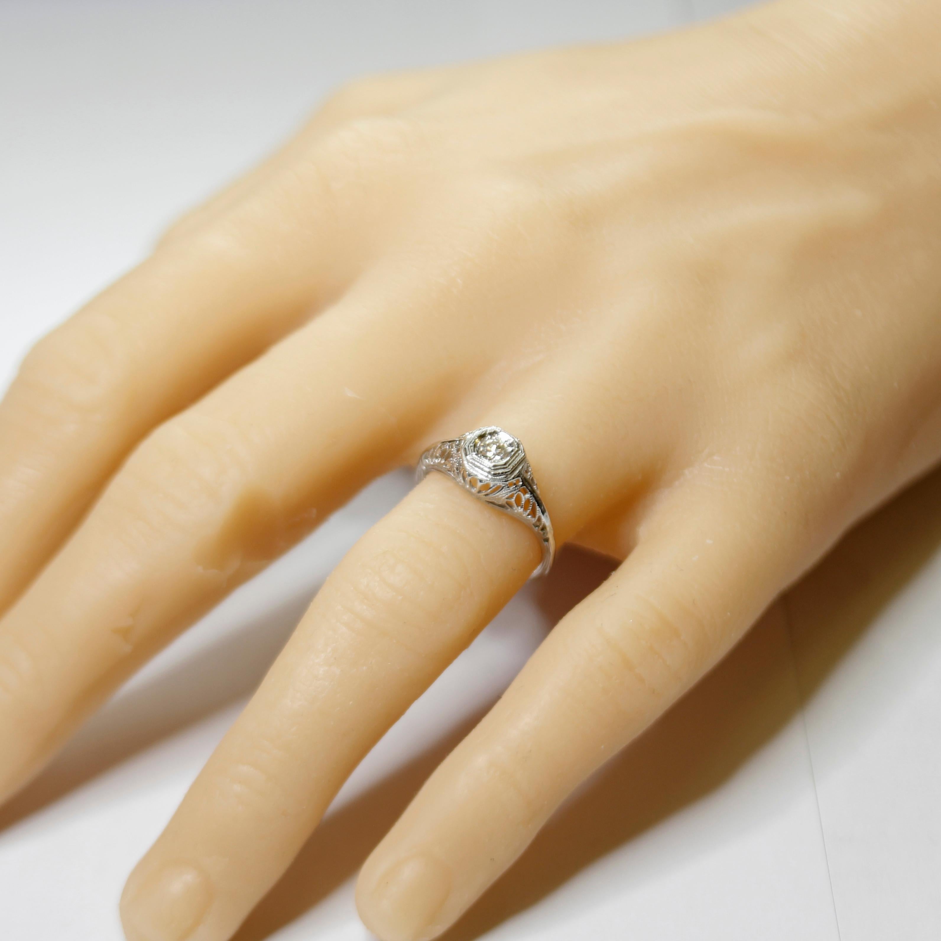 Vintage Diamond Filigree Engagement Ring, White Gold For Sale 3