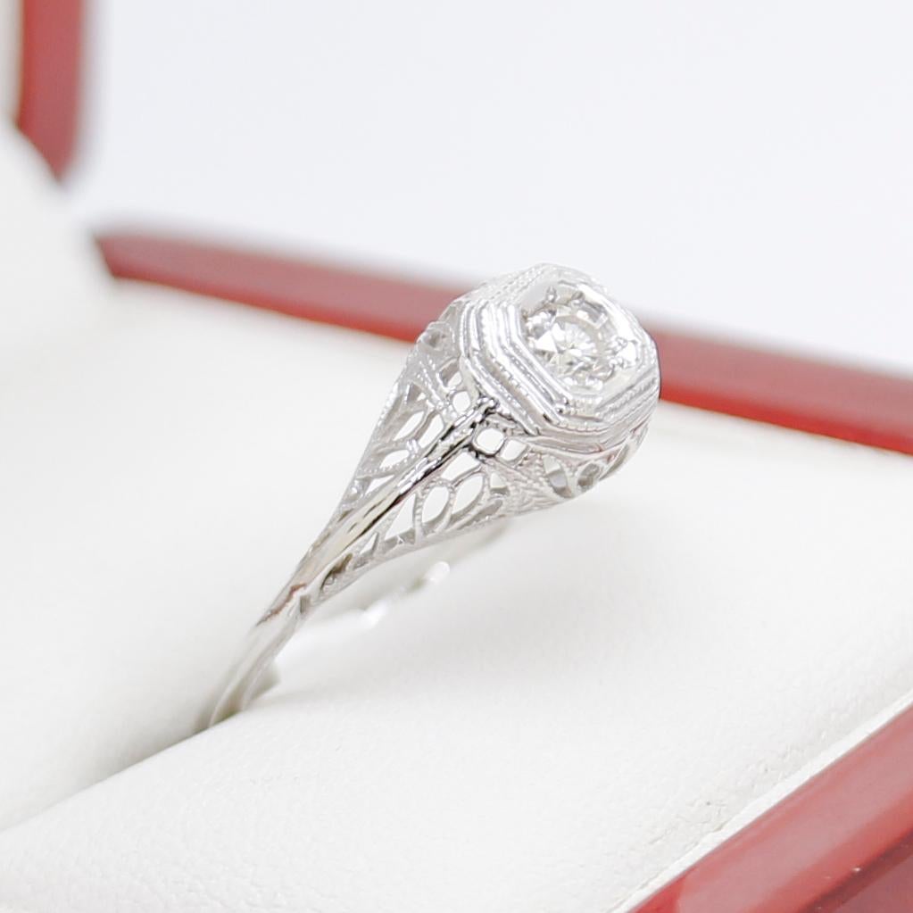 Brilliant Cut Vintage Diamond Filigree Engagement Ring, White Gold For Sale