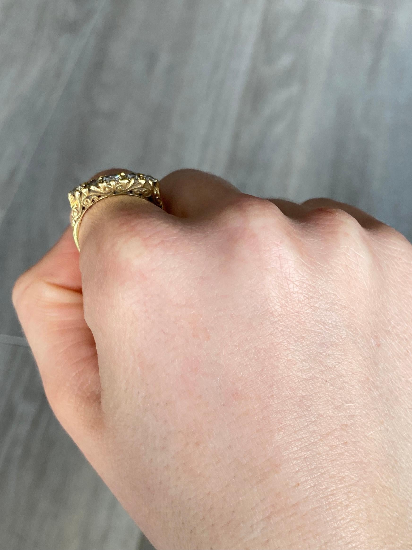 Anello vintage con diamante a cinque pietre in oro 18 carati In condizioni buone in vendita a Chipping Campden, GB
