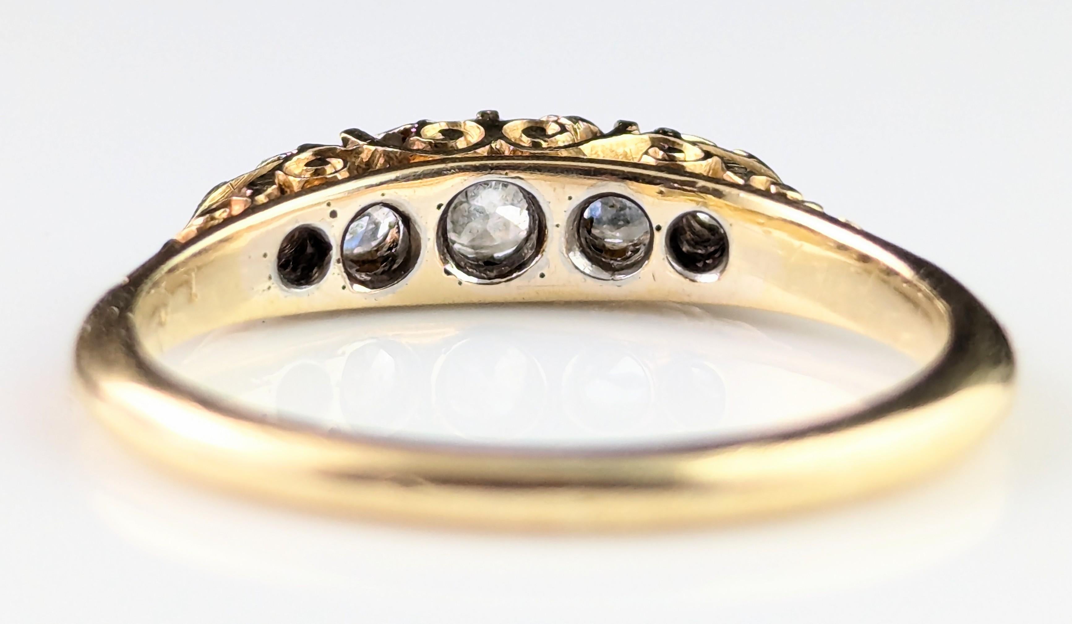 Vintage Diamond five stone ring, 18k yellow gold For Sale 5