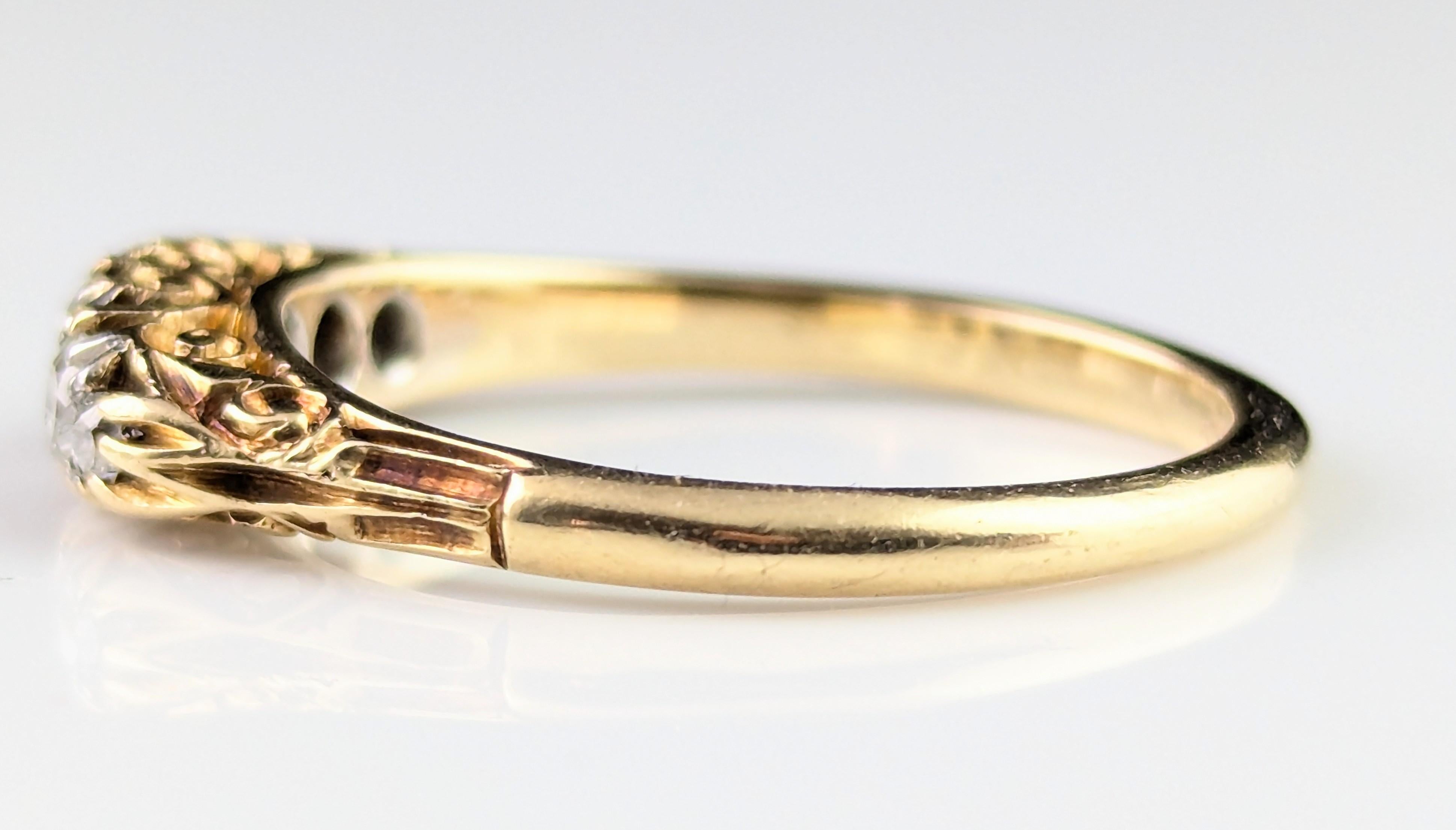 Vintage Diamond five stone ring, 18k yellow gold For Sale 3