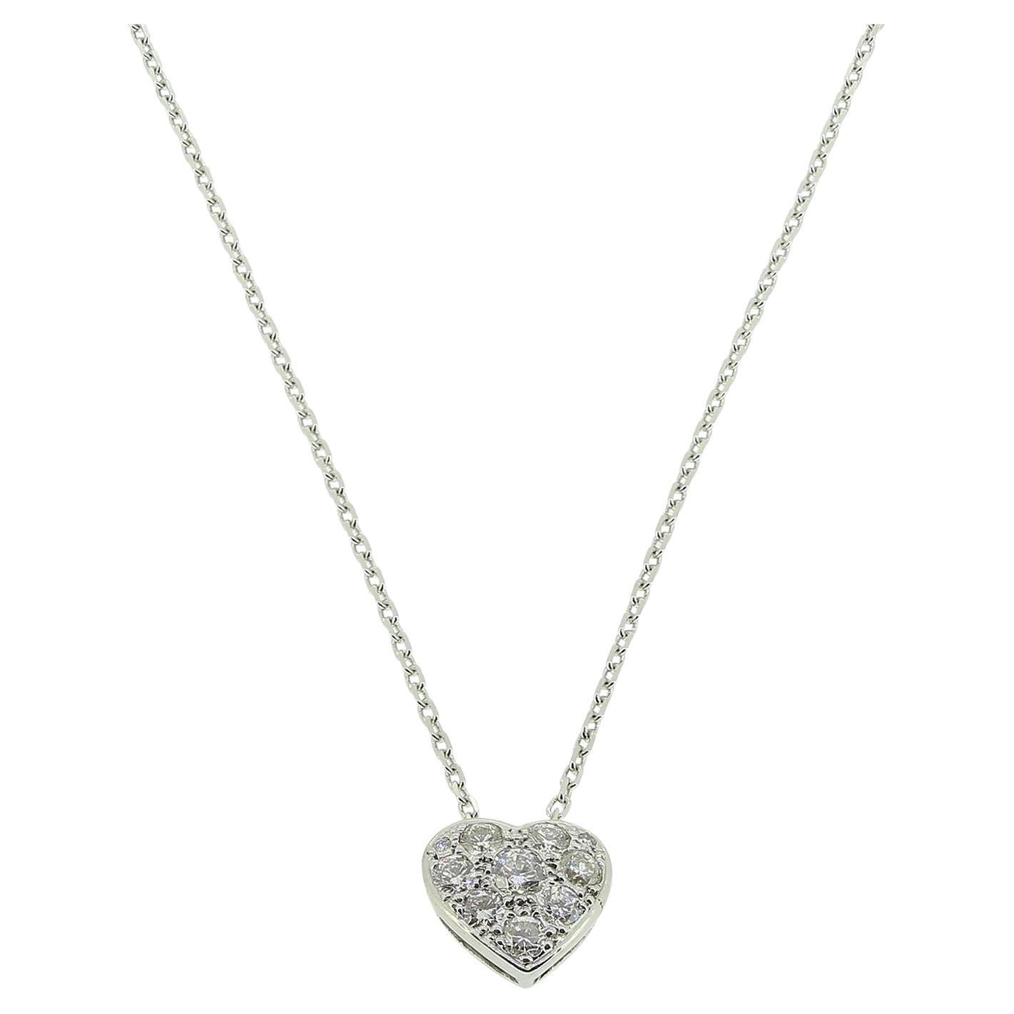 Collier vintage avec cœur en diamant en vente