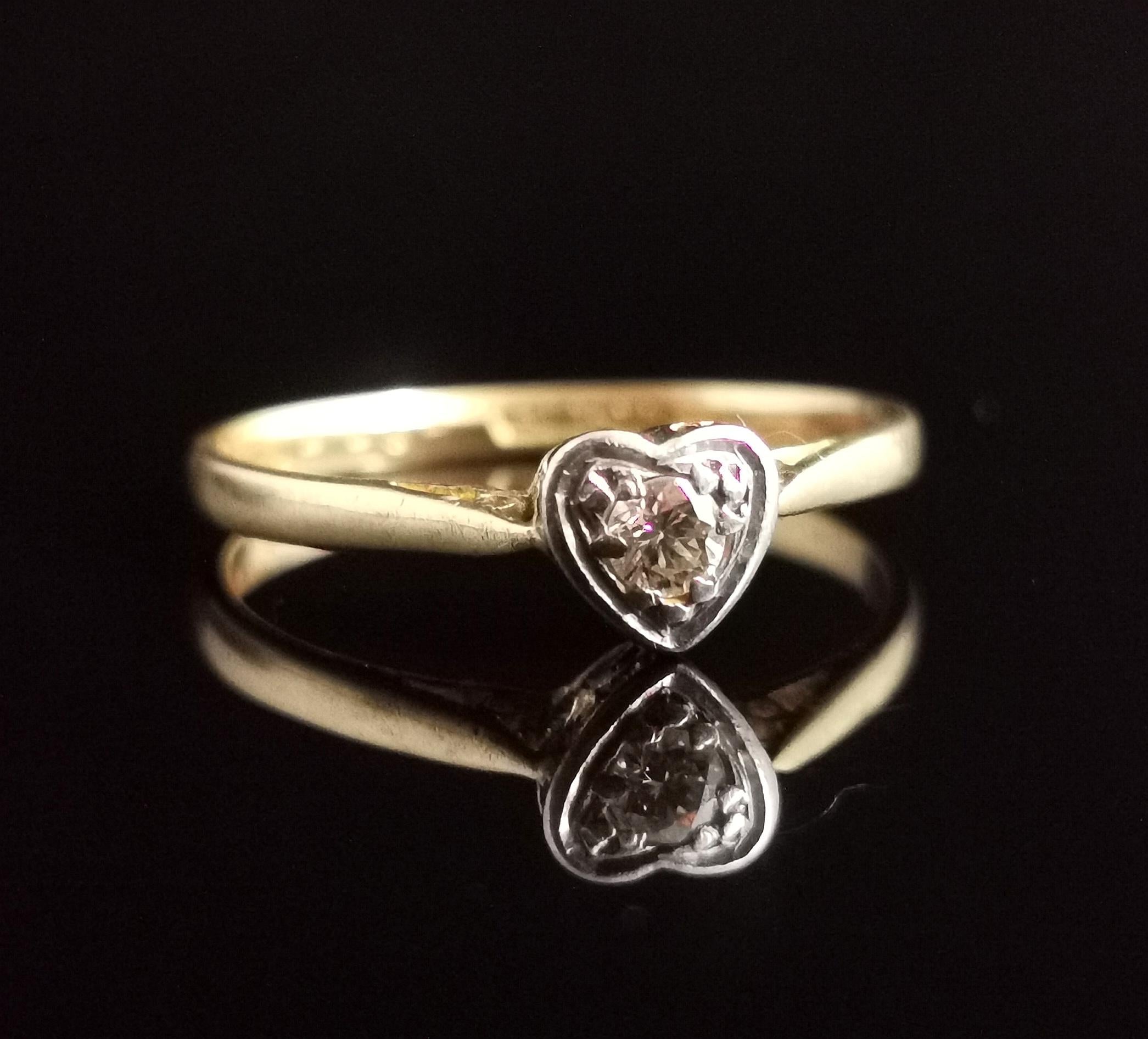Vintage Diamond Heart Ring, 18 Karat Yellow Gold and Platinum For Sale 6