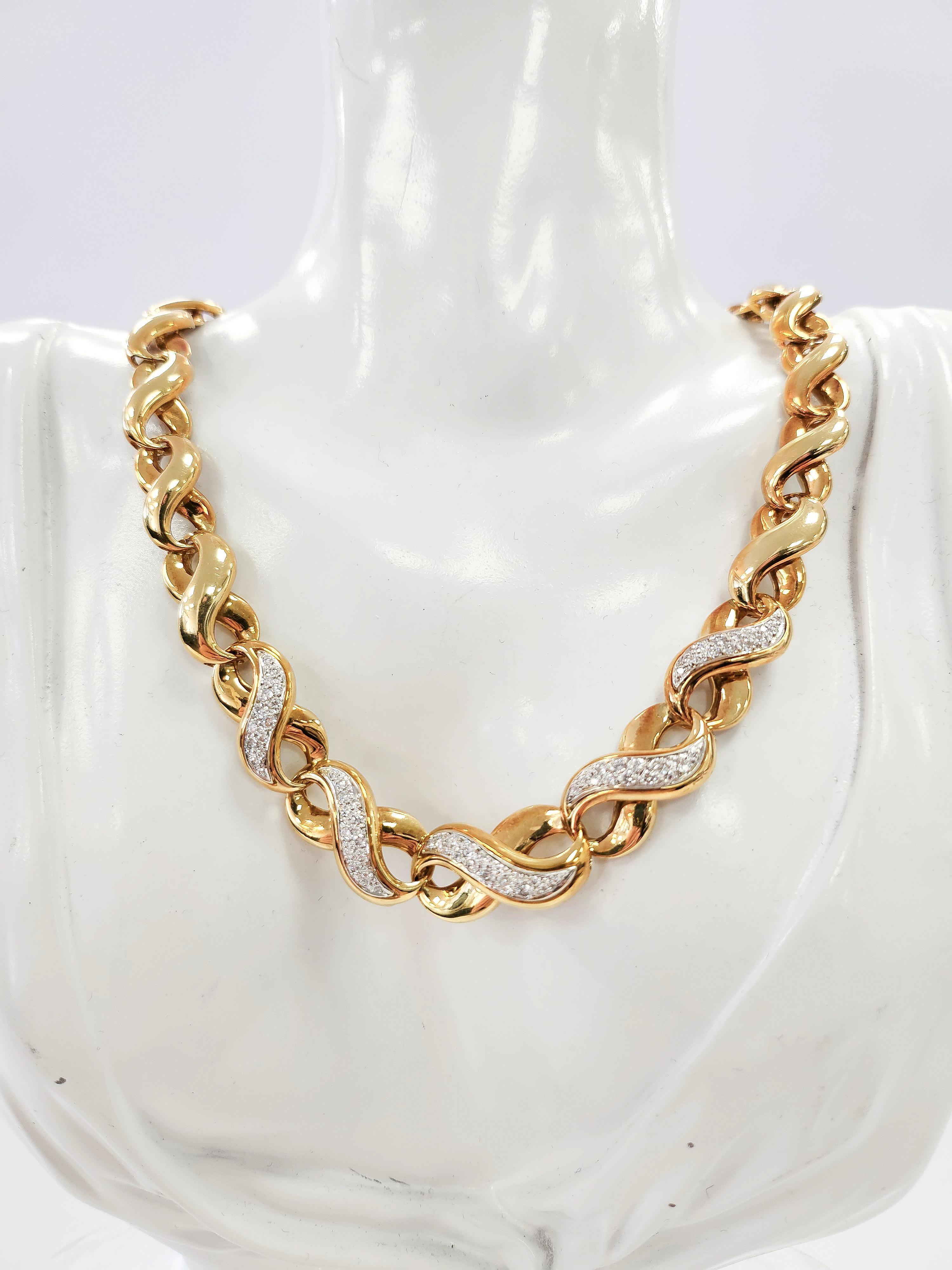 Vintage Diamond Infinity Chain Two Tone 18K Collier en or bicolore en vente 1