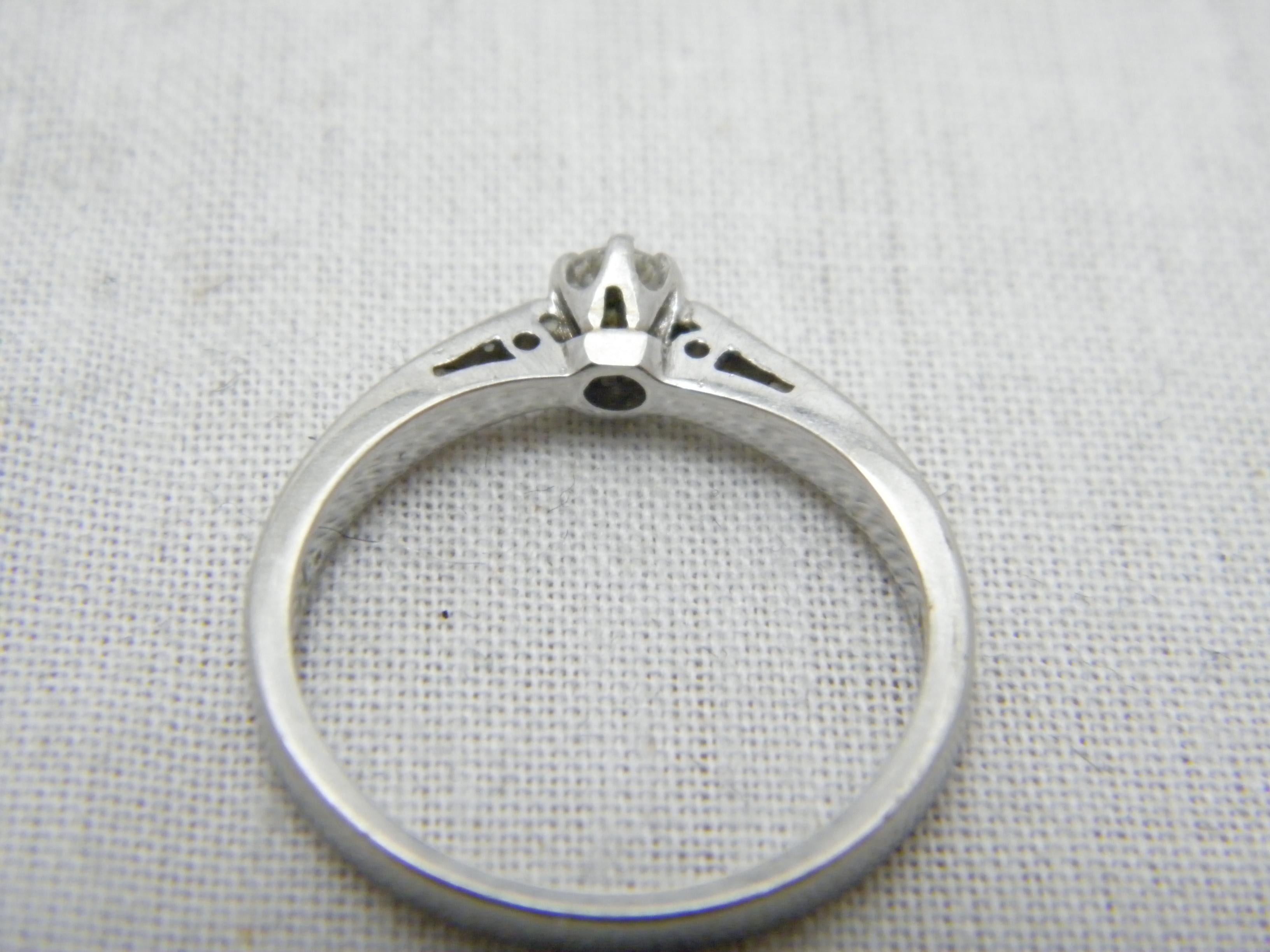 Contemporary Vintage Diamond Palladium Solitaire Engagement Ring L1/2 6 950 Purity Heavy For Sale