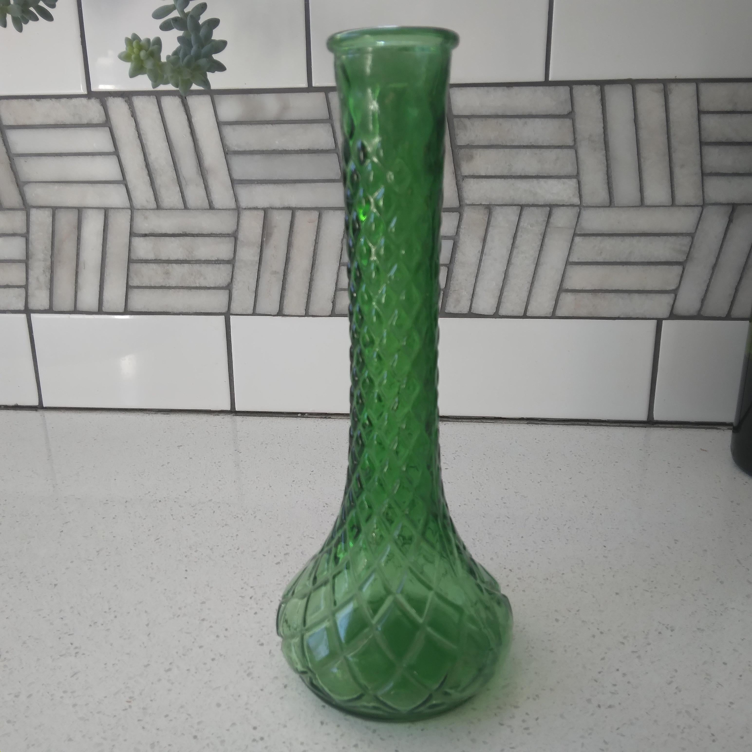 20th Century Vintage Diamond Patterned Green Glass Bud Vase For Sale
