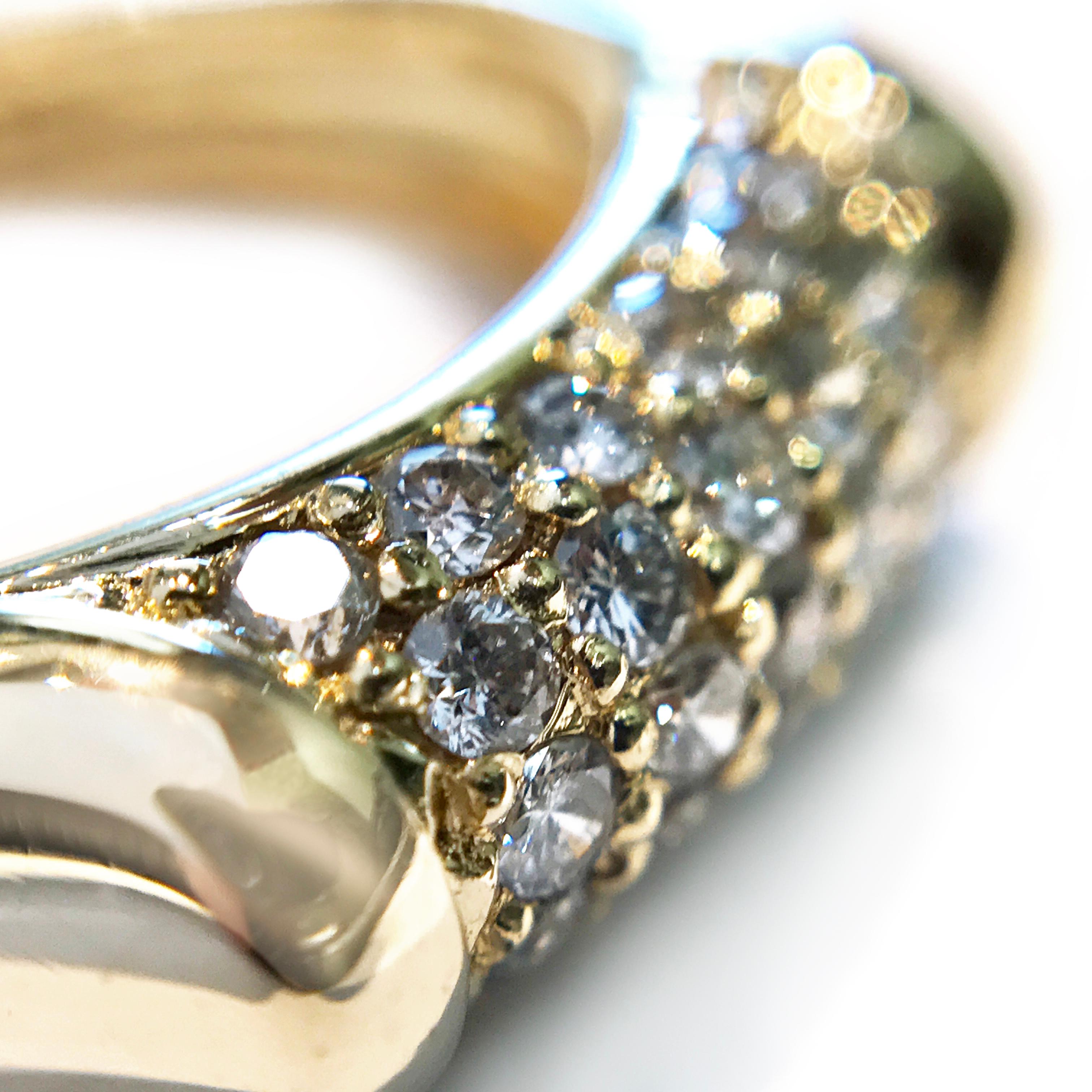 Vintage Diamond Pavé 18 Karat Gold Ring In Good Condition In Palm Desert, CA