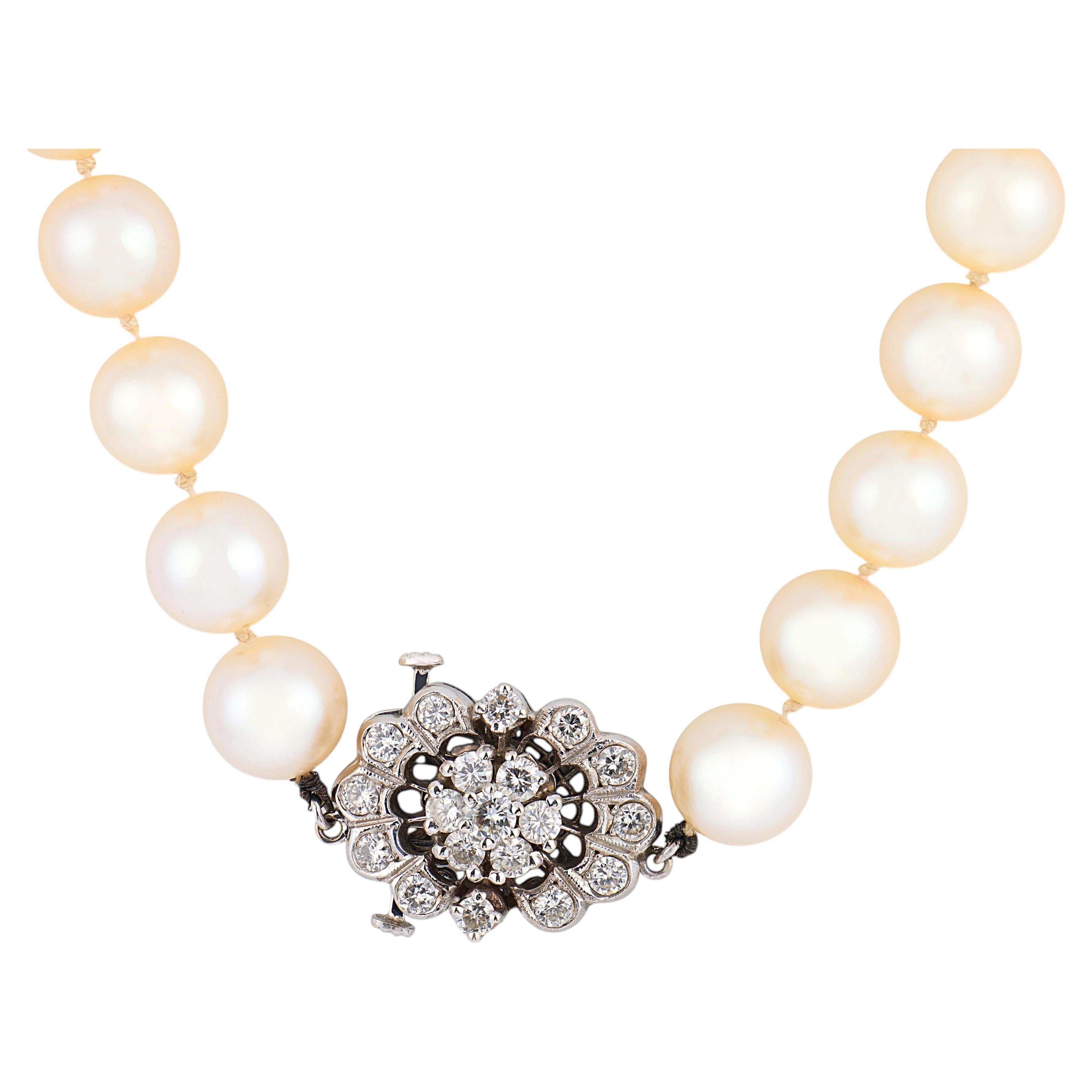 Collar vintage de diamantes y perlas de oro blanco de 14k