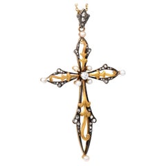 Diamante d'epoca con perla in oro 18 carati e argento  Ciondolo a forma di croce