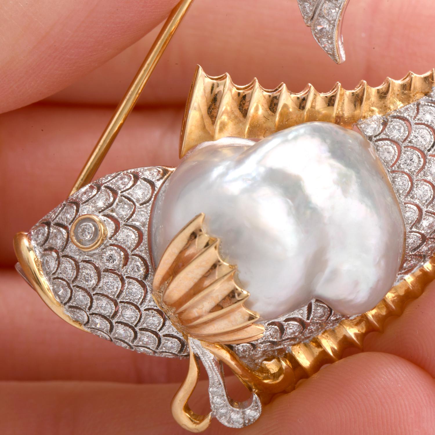 Vintage Diamond Pearl 18 Karat Two-Toned Fish Brooch Pin In Excellent Condition In Miami, FL