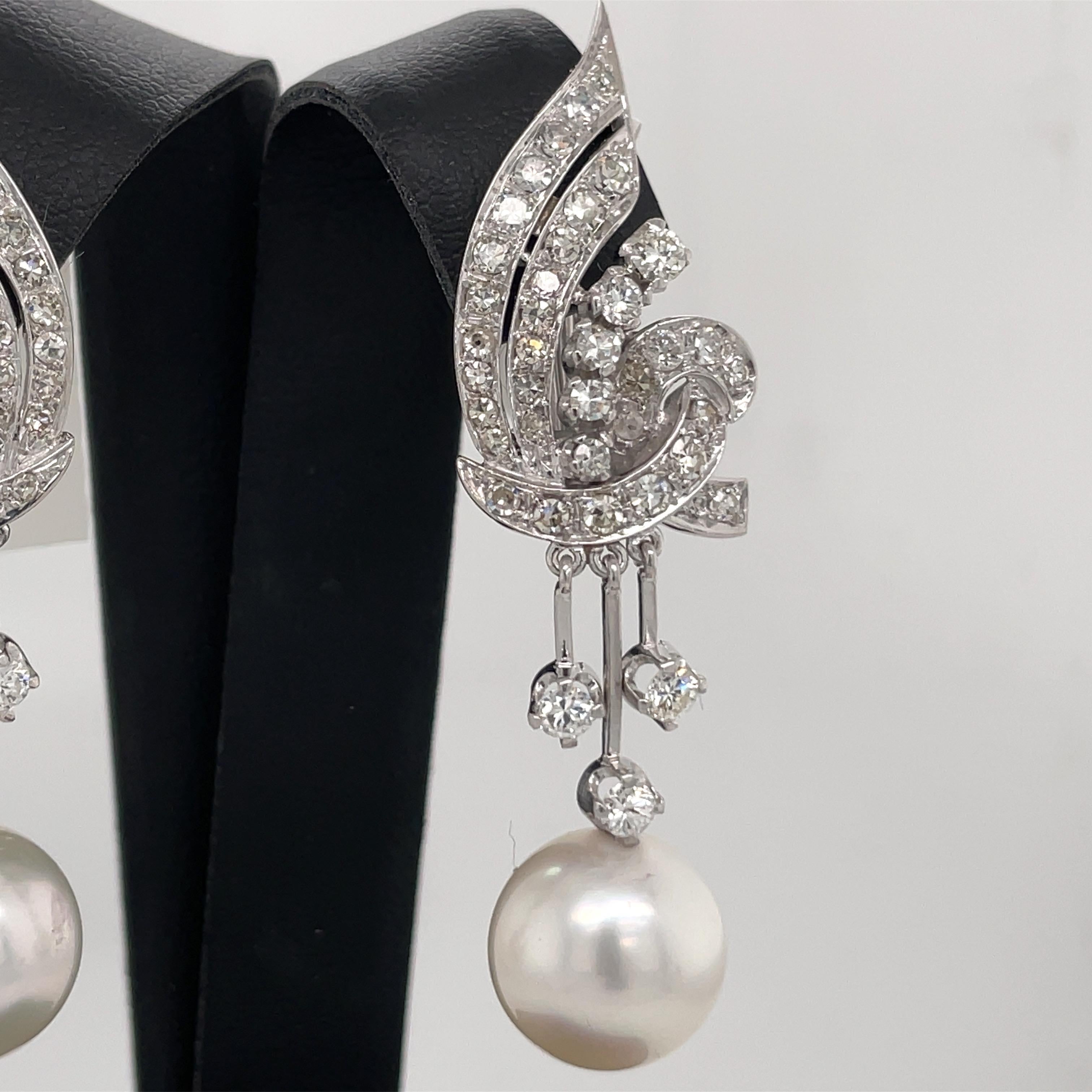 Vintage Diamond Pearl Drop Earrings 2 Carat Platinum In Excellent Condition In New York, NY