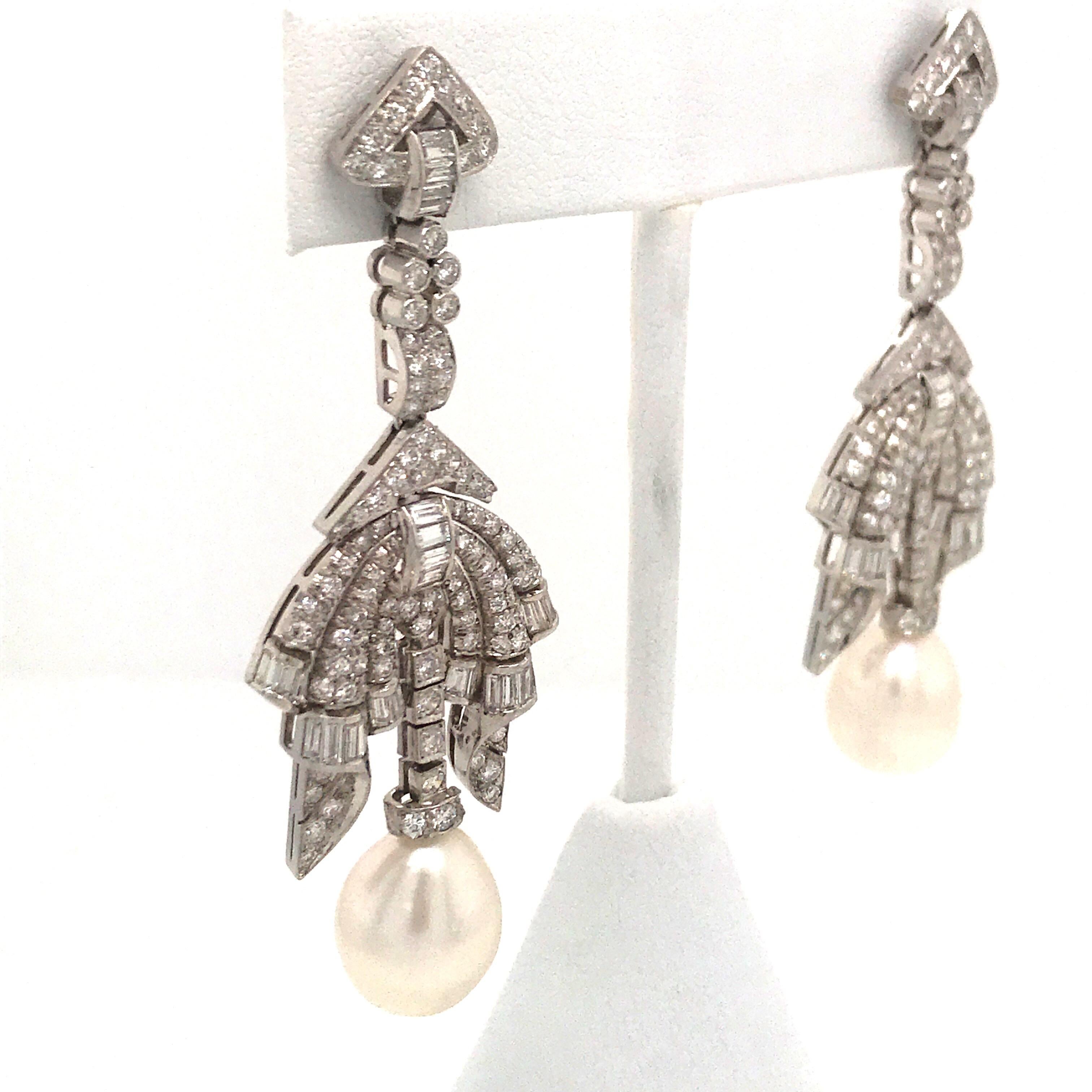 Women's Vintage Diamond Pearl Drop Earrings 4.50 Carats 18 Karat White Gold For Sale