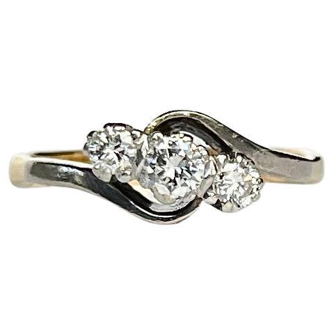 Vintage Diamond Platinum 18 Carat Gold Three-Stone Ring For Sale