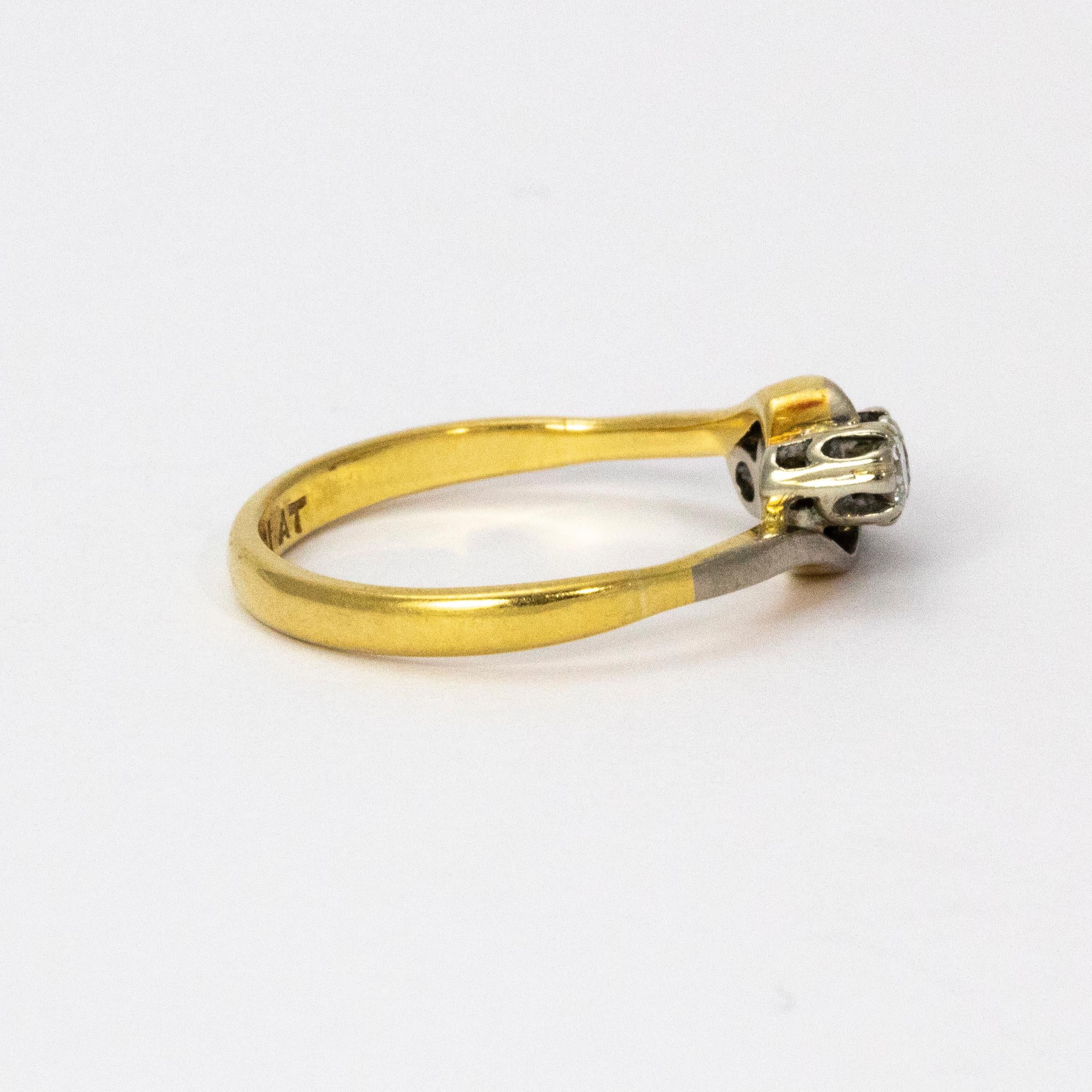 Vintage Diamond Platinum 18 Carat Gold Three-Stone Ring In Good Condition In Chipping Campden, GB