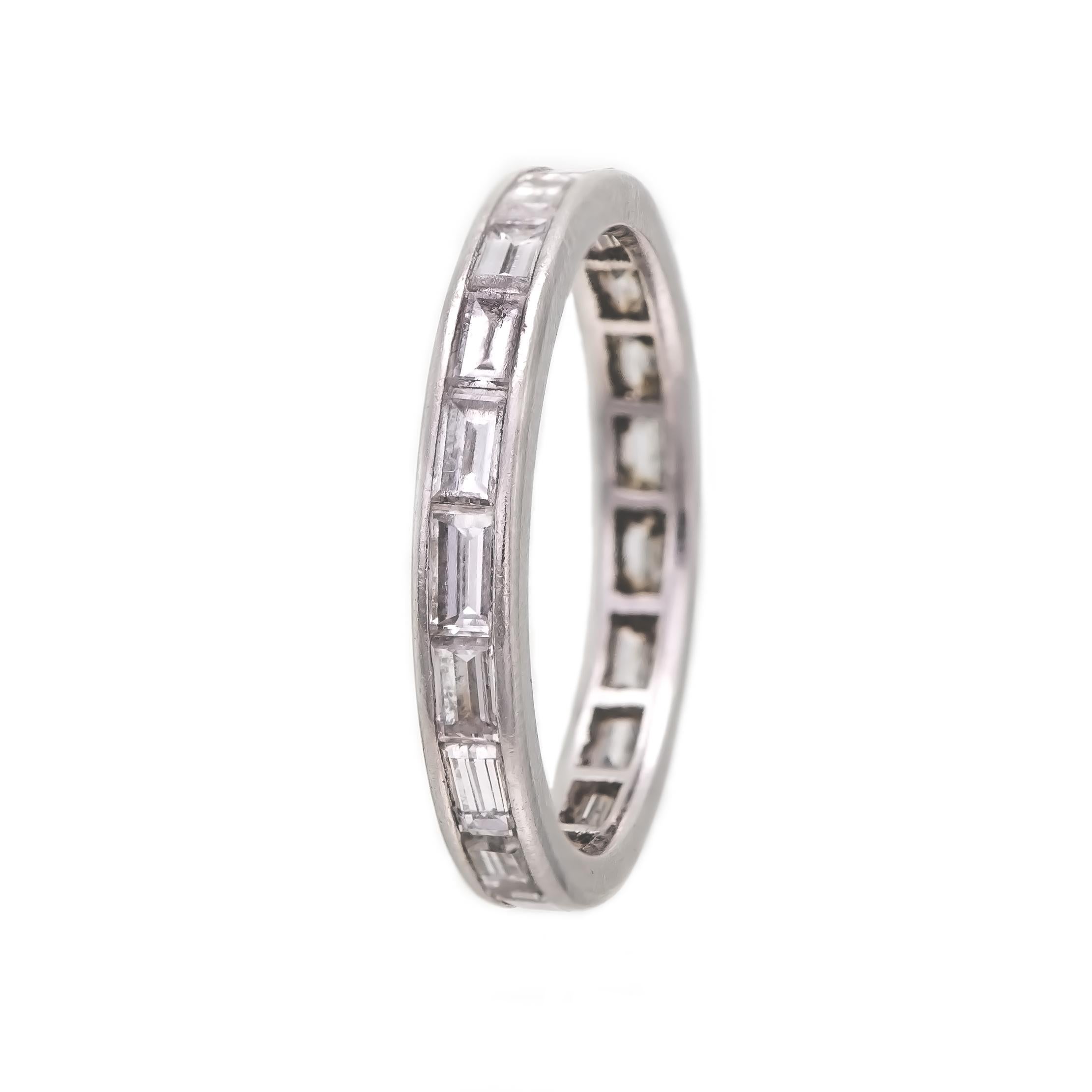 Art Deco Diamond Platinum Eternity Band In Excellent Condition In Lombard, IL