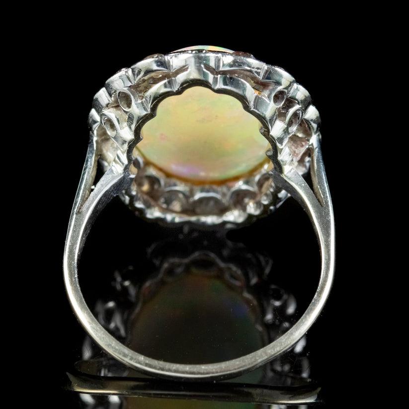 Bague vintage en diamants et opale de 6 carats, c. 1940 Bon état - En vente à Kendal, GB