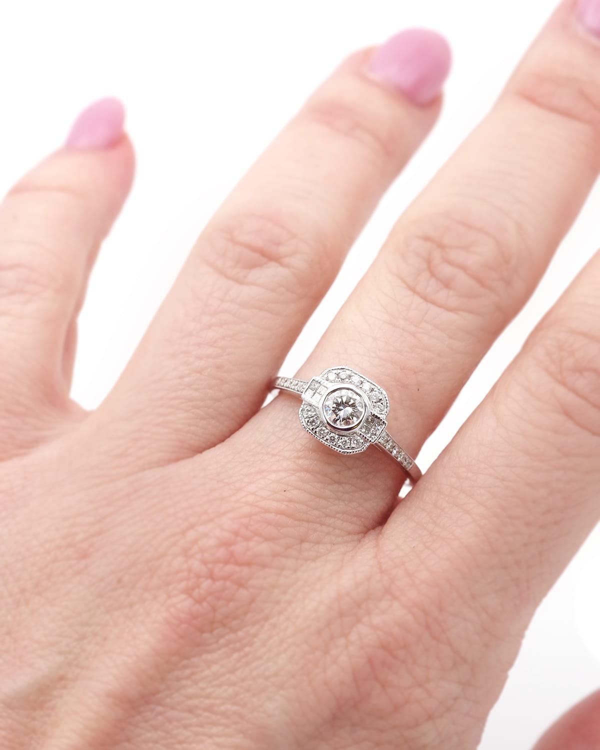 Diamantring im Art-Déco-Stil mit Vintage-Diamanten im Vintage-Stil, Ehering aus 18 Karat Weißgold, Brautring Damen im Angebot
