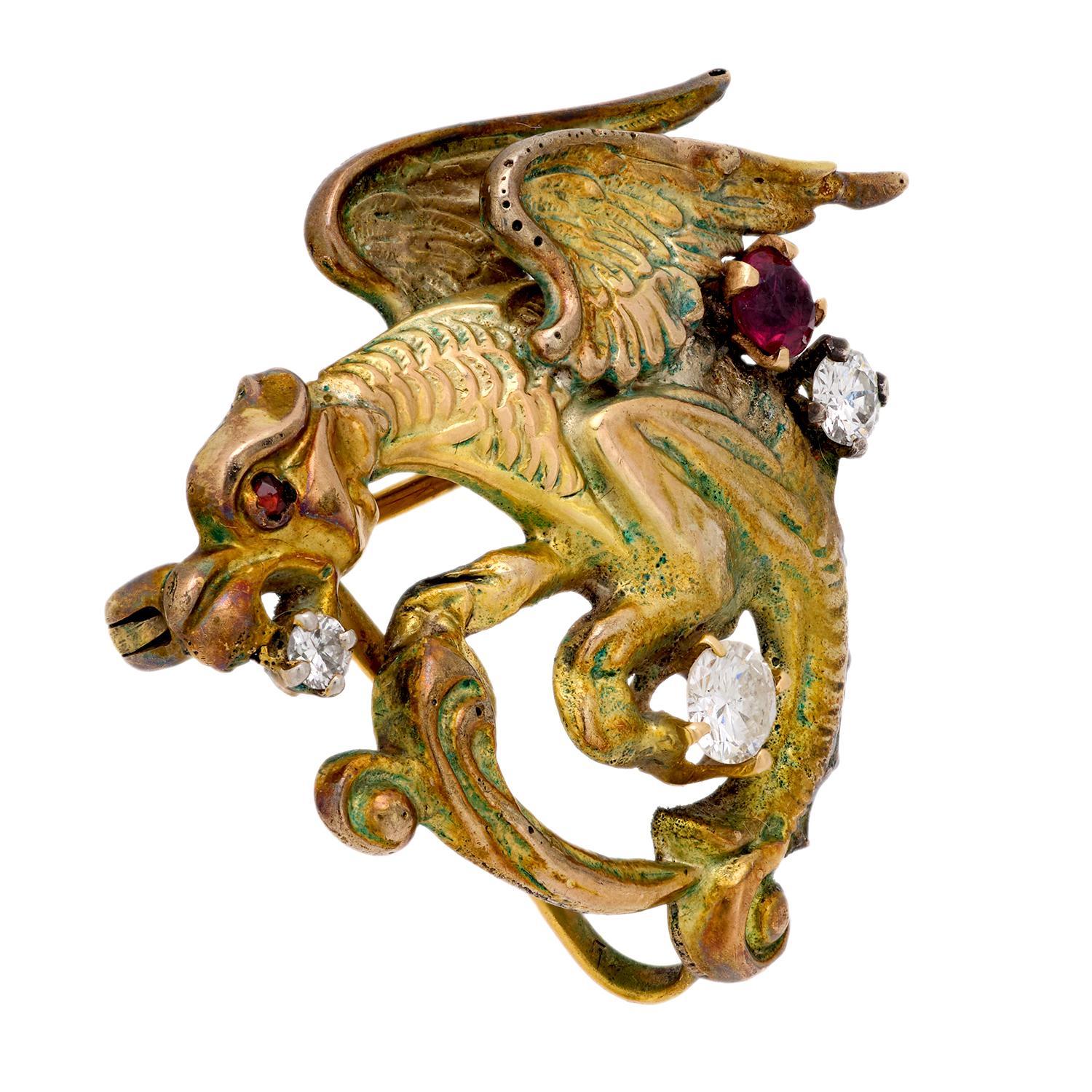 Moderne Broche Gryffin vintage en or jaune 10 carats avec diamants et rubis en vente