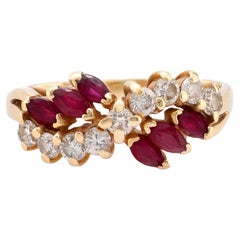 Anello vintage con diamante e rubino in oro giallo 14k