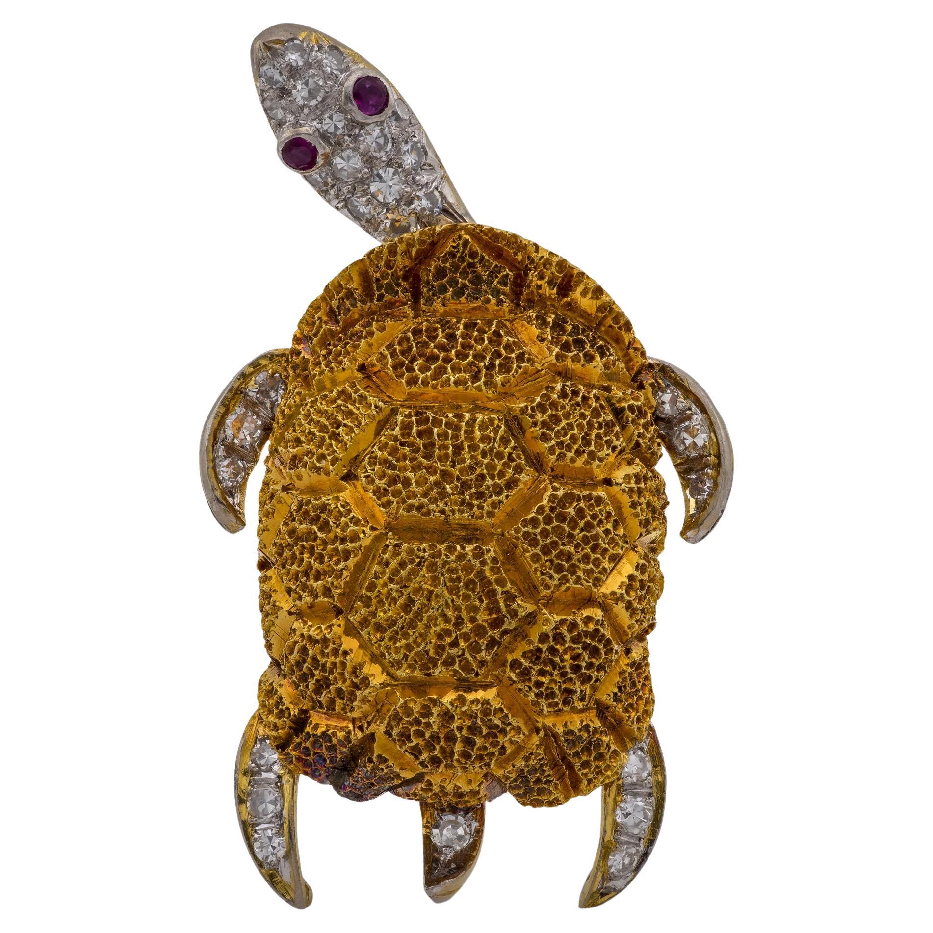 Broche tortue vintage en or jaune et blanc 18k diamant rubis