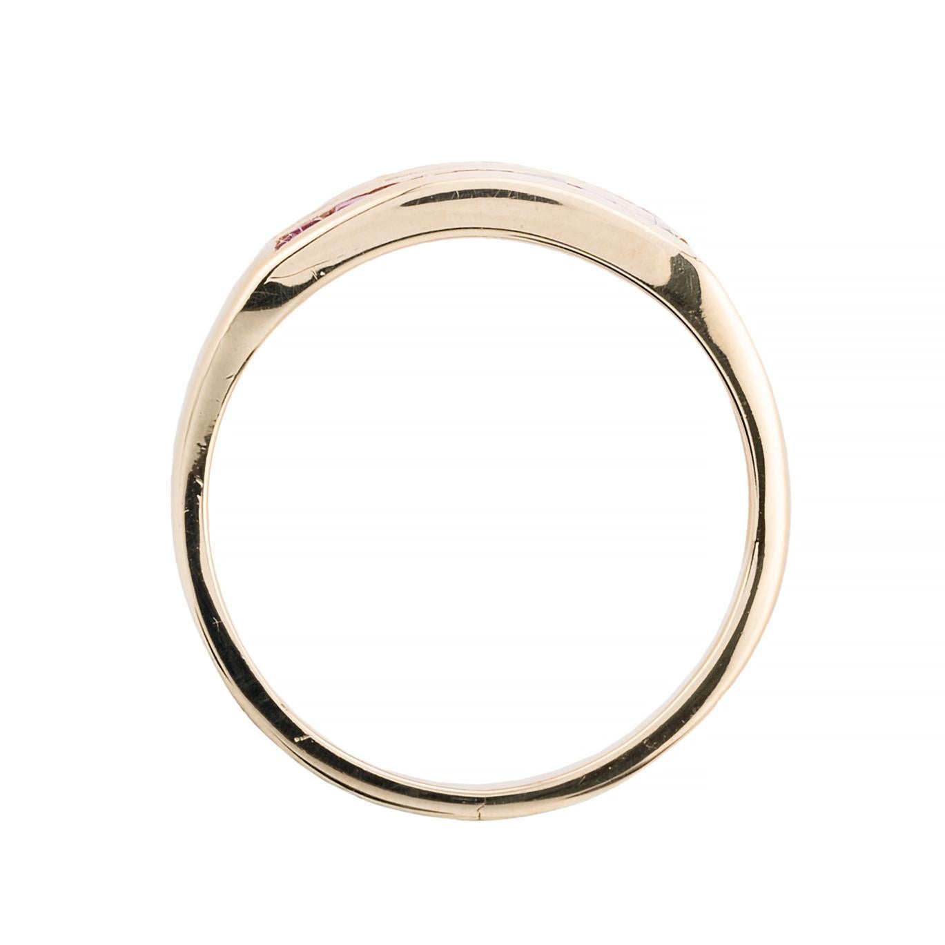 Vintage Diamond & Ruby Channel Set Three Row Band Ring in 14K Yellow Gold In Excellent Condition For Sale In Boston, MA
