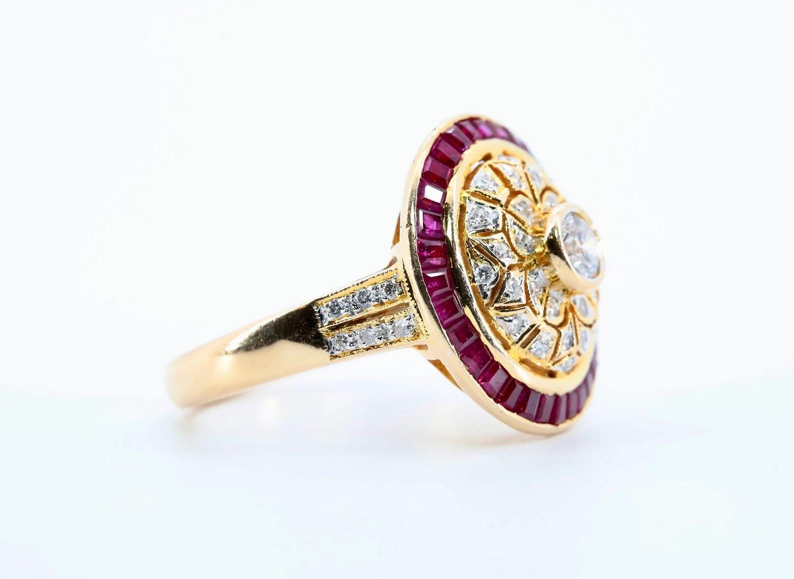 Retro Vintage Diamond & Ruby Filigree Dome Ring in 18K Yellow Gold For Sale