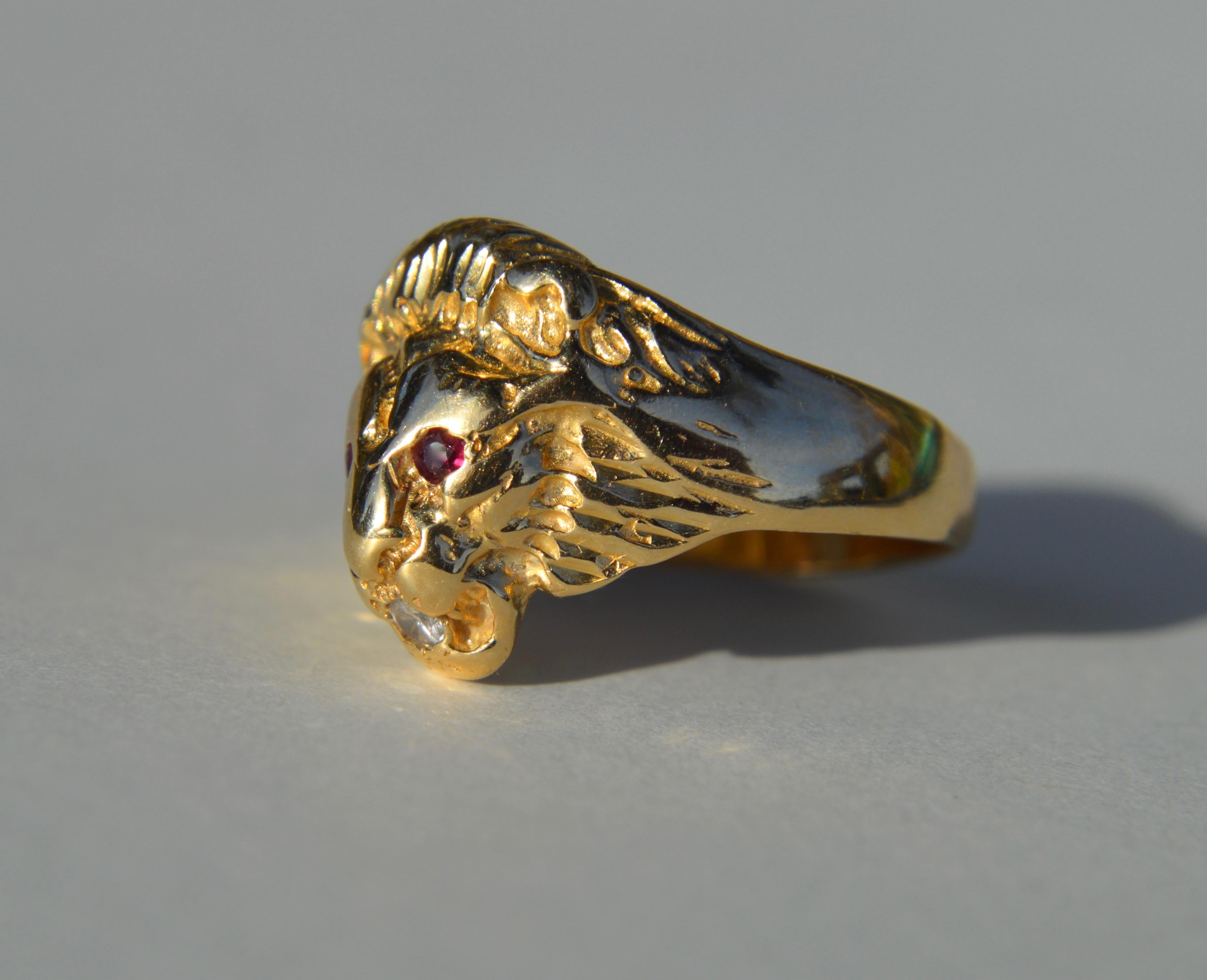 Retro Vintage Diamond Ruby Lion Head 14 Karat Gold Cocktail Ring