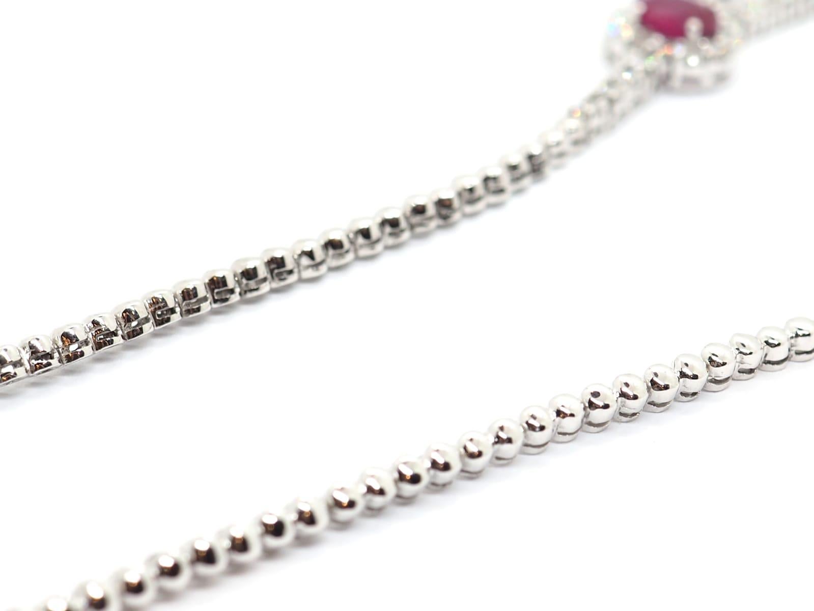 Diamant-Rubin-Halskette aus 18 Karat Weißgold Damen im Angebot