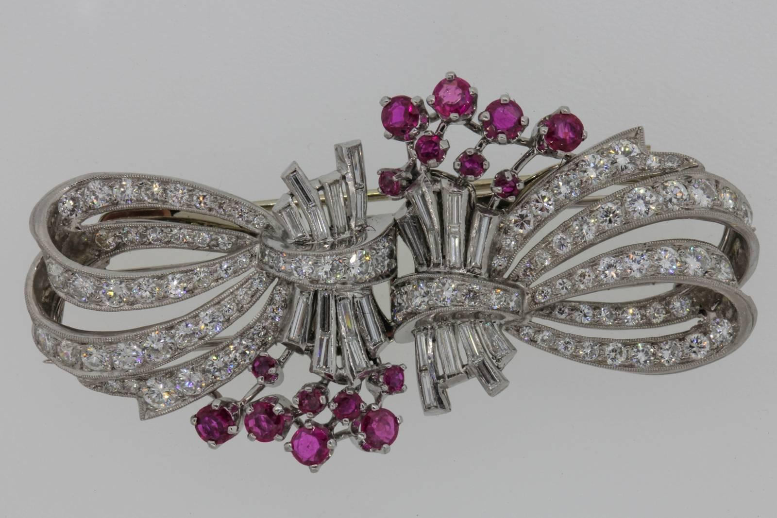 Retro Diamond Ruby Platinum Brooch In Excellent Condition For Sale In Beverly Hills, CA