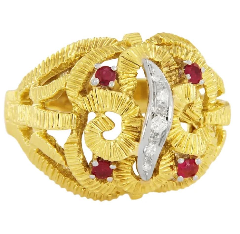 Custom made
18k yellow & white gold
Ring size: 9.75
Diamond: 0.08ct, VS clarity, F color
Ruby: 0.1ct
Retail: $2500