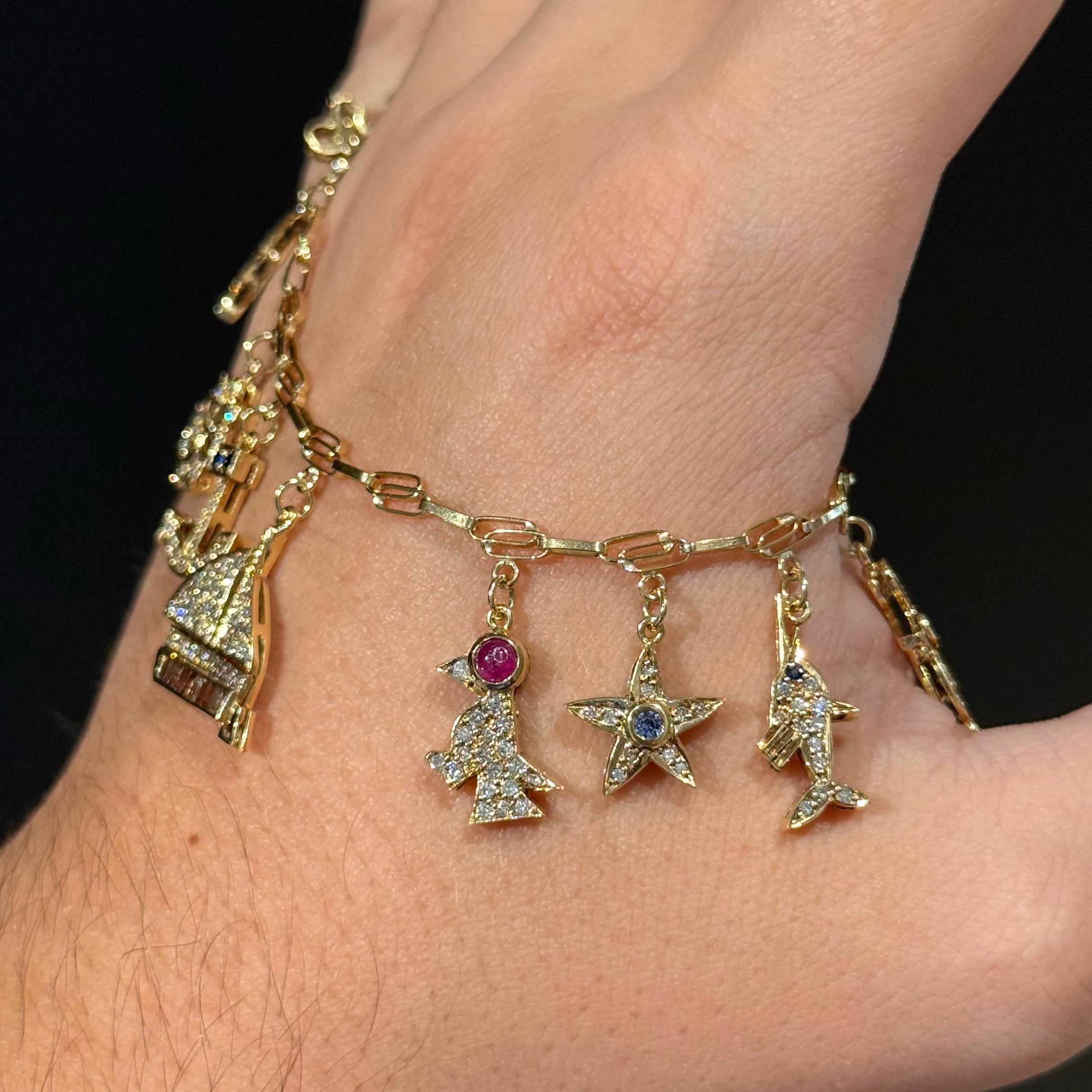 Vintage Diamond Ruby Sapphire Emerald Charm Bracelet Yellow Gold 1980s Bon état - En vente à Lisbon, PT