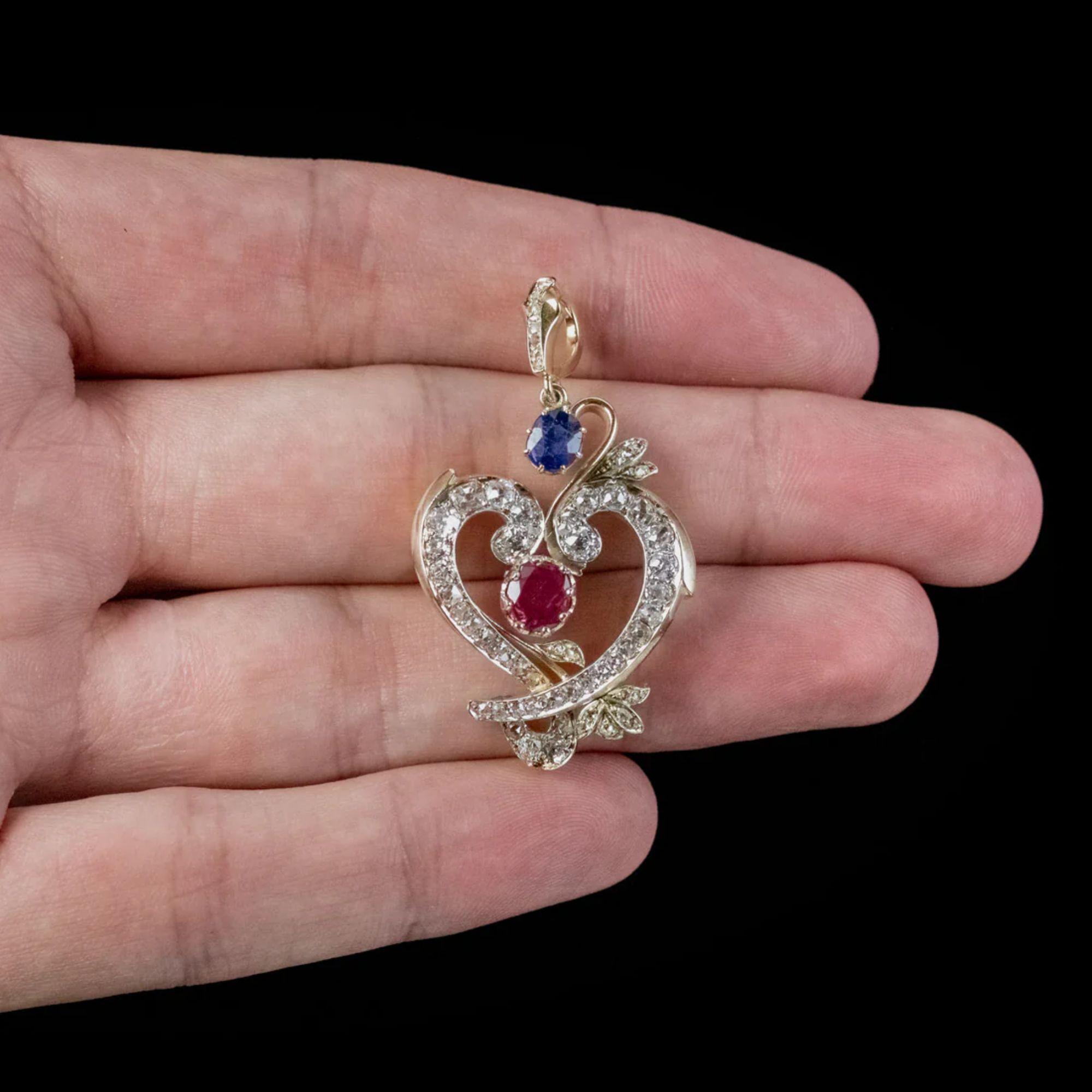 Vintage Diamond Ruby Sapphire Heart Pendant in 18 Carat Gold In Good Condition For Sale In Kendal, GB