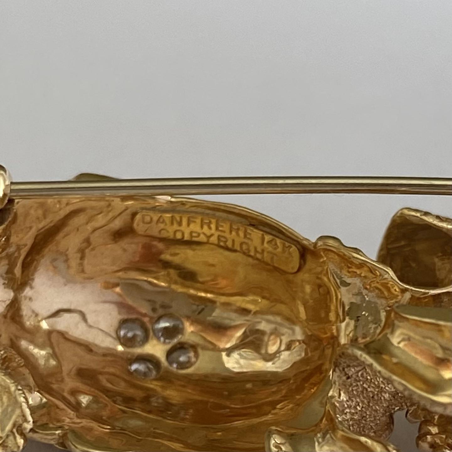 Artisan Broche tortue vintage en or jaune 14K avec diamants et rubis en vente