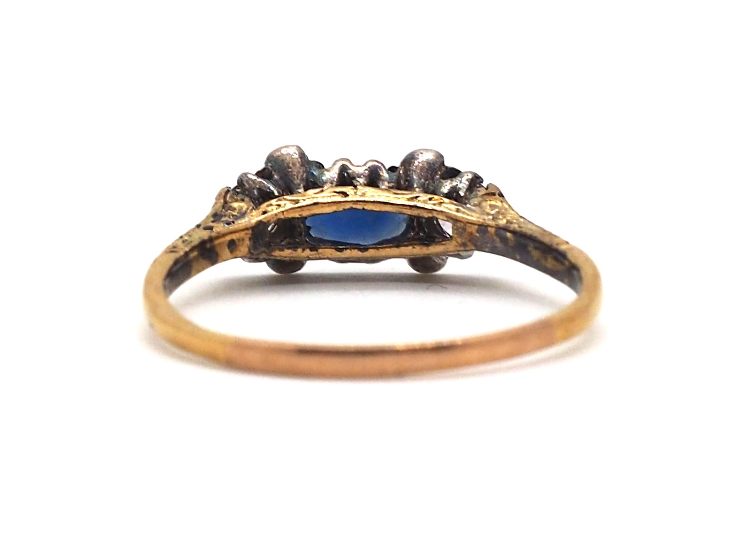 Belle Époque Vintage Diamond Sapphire 14k Yellow Gold Ring For Sale