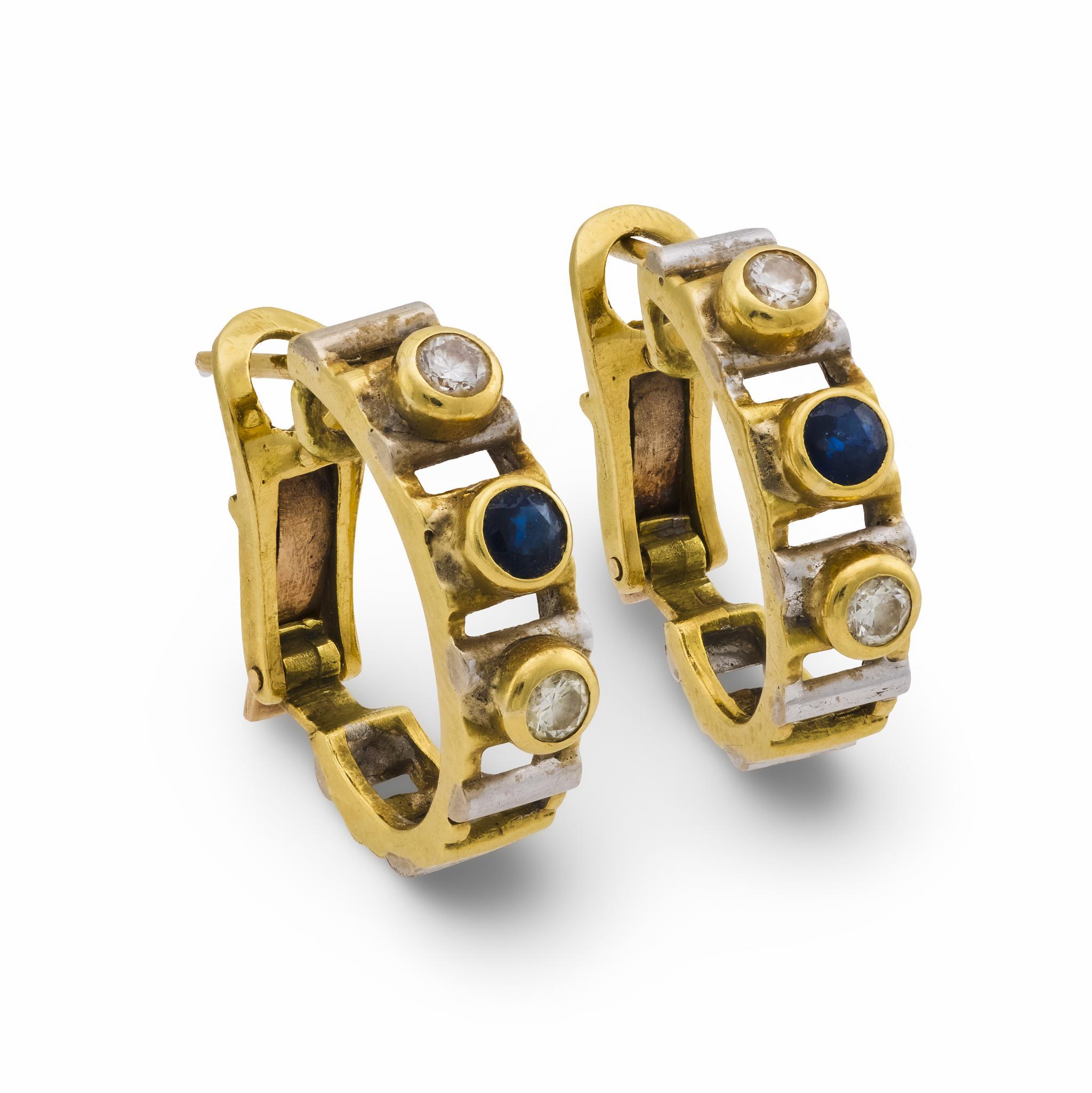 Orecchini a cerchio d'epoca con diamante e zaffiro in oro giallo e bianco 18 ct. in vendita 1