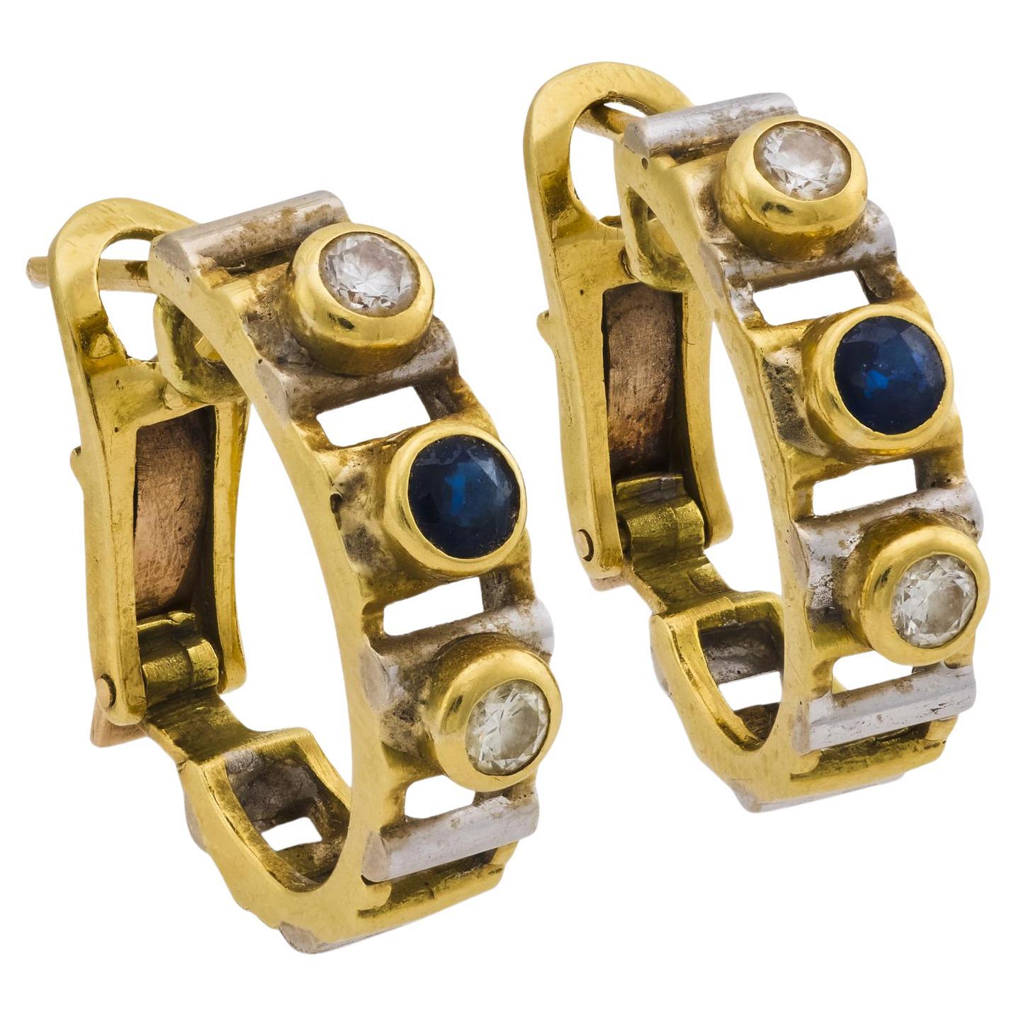 Orecchini a cerchio d'epoca con diamante e zaffiro in oro giallo e bianco 18 ct. in vendita