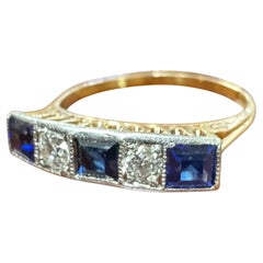 Bague vintage avec diamant et saphir