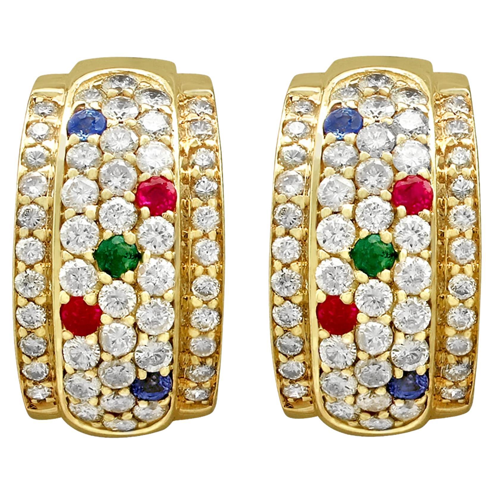 Boucles d'oreilles vintage en or jaune avec diamants, saphirs, rubis et émeraudes